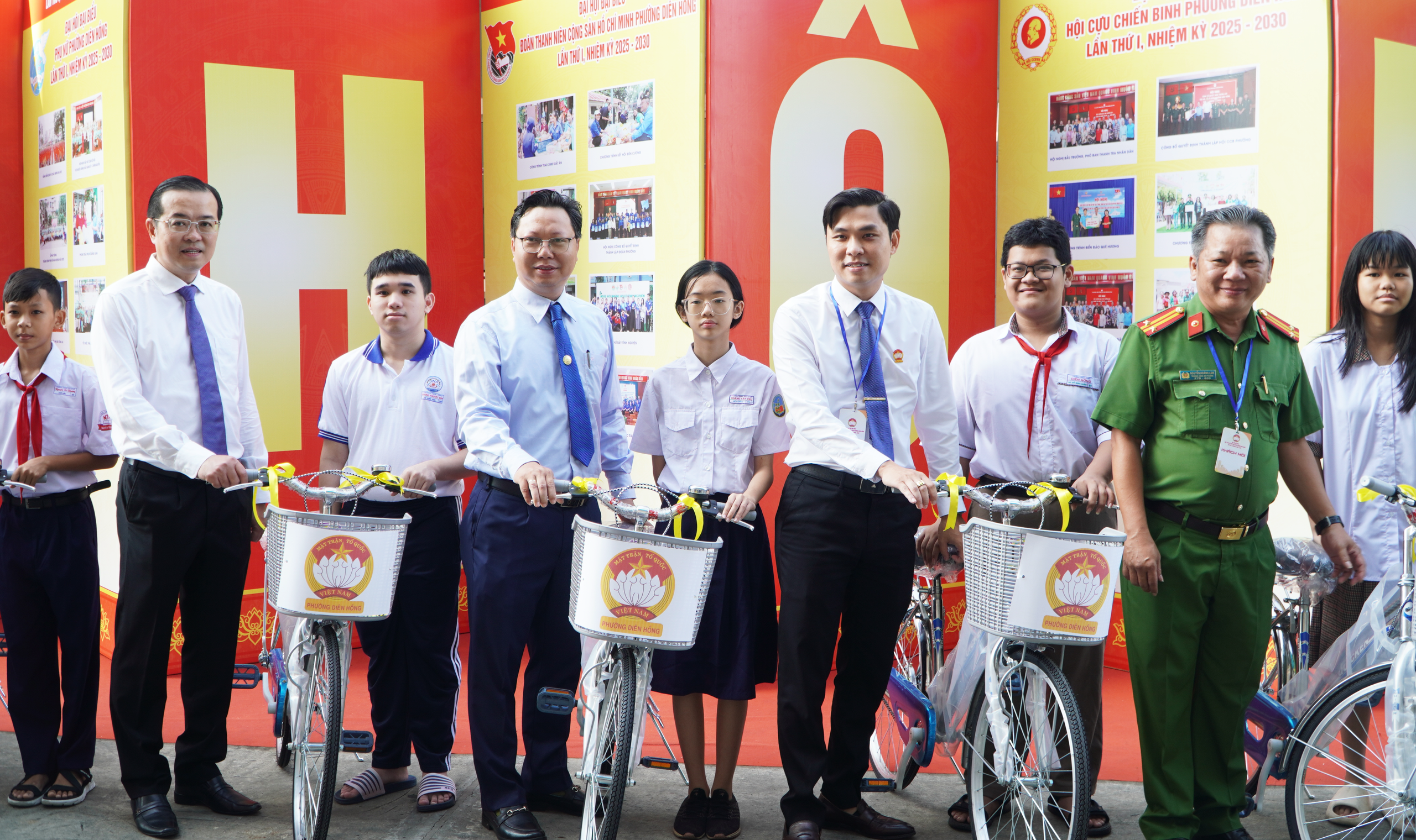 B&iacute; thư Đảng ủy phường Di&ecirc;n Hồng y&ecirc;u cầu họp &iacute;t, l&agrave;m nhiều; &iacute;t thủ tục, nhiều nụ cười - Ảnh 1.