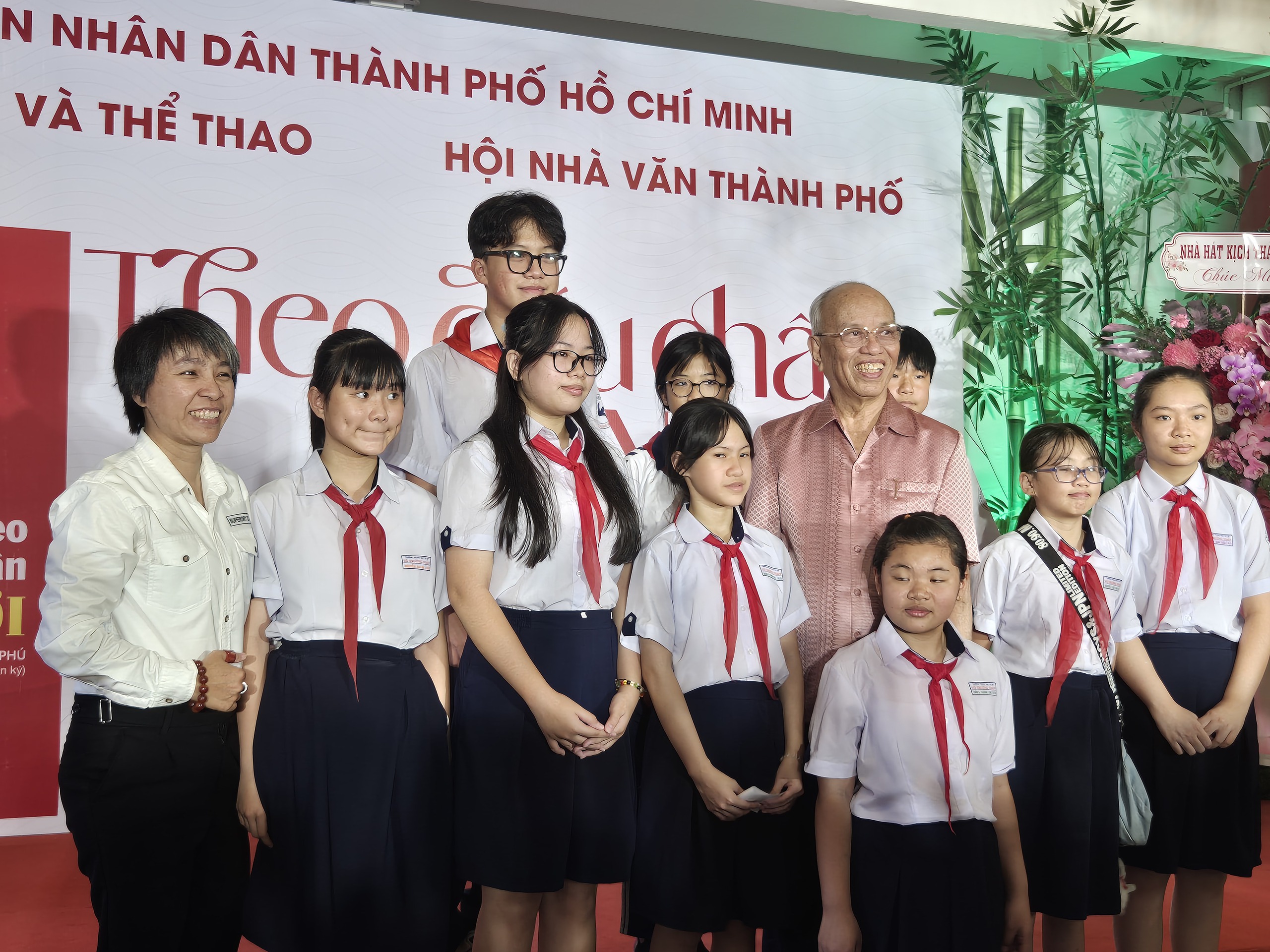 Hé lộ hậu trường "Theo dấu chân Người" - Ảnh 2.