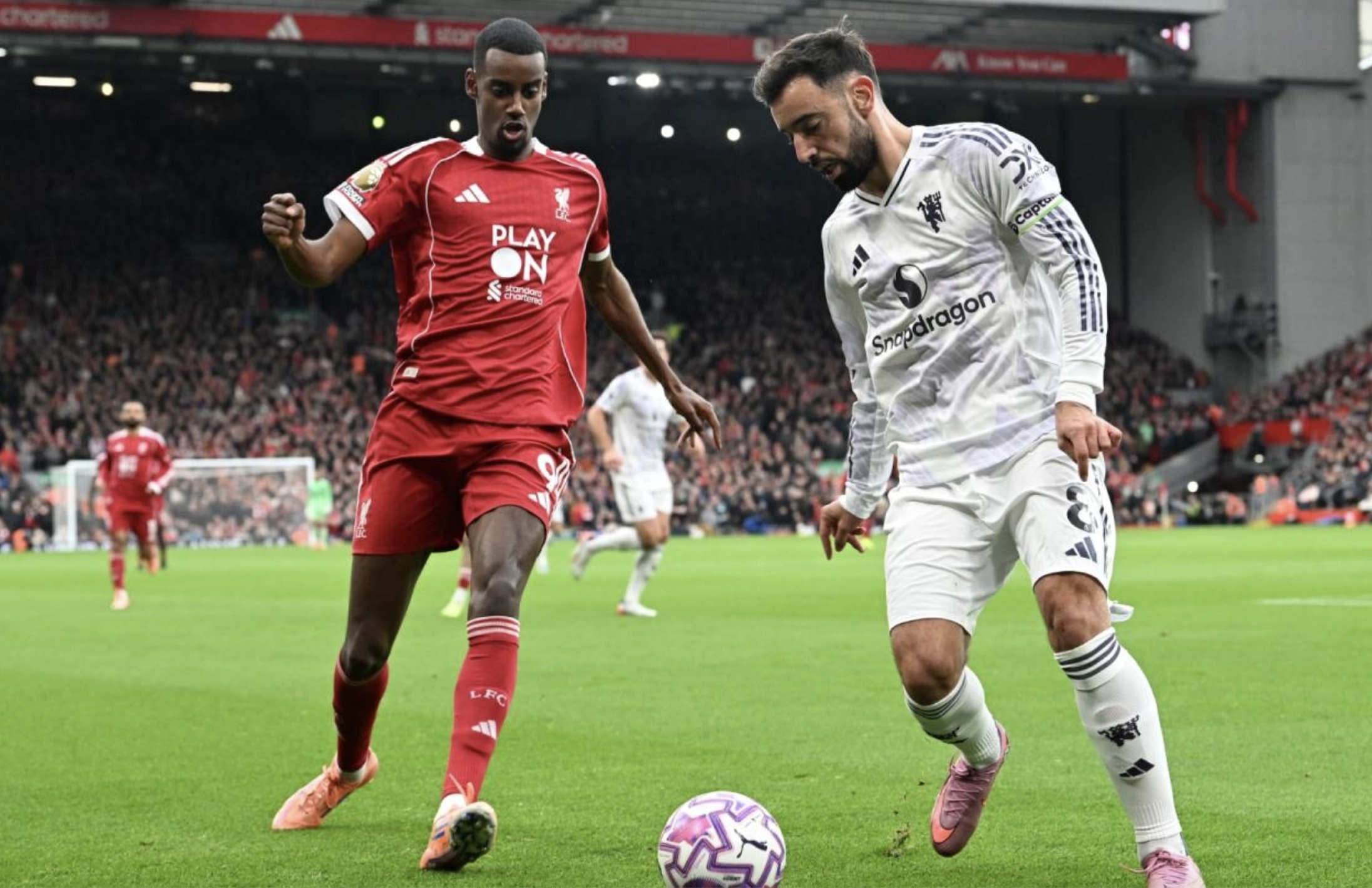 Man United đánh sập "pháo đài" Anfield, Liverpool thua đau đại chiến - Ảnh 6.
