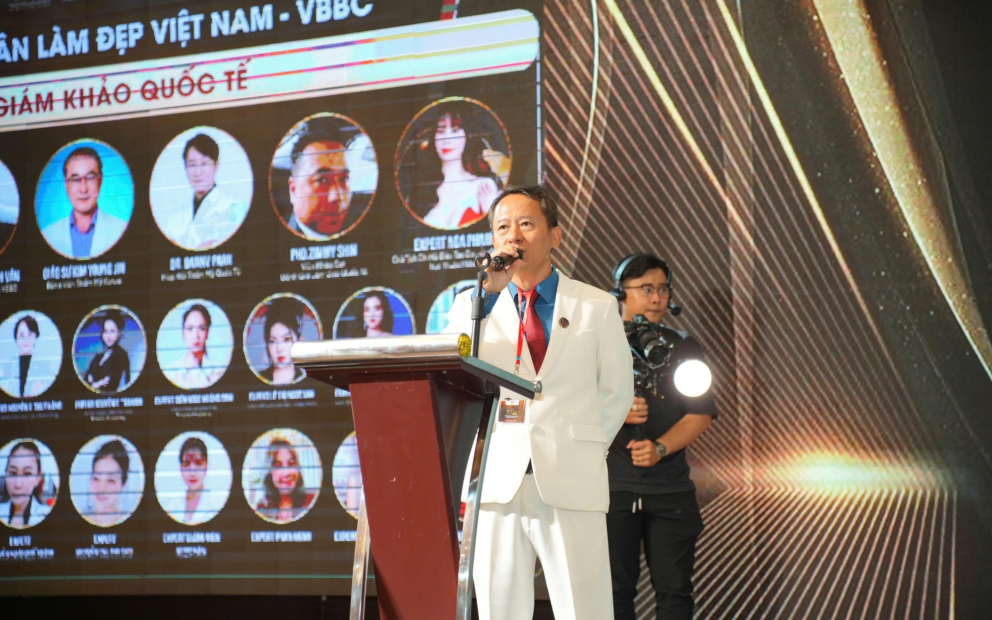 TS-BS Nguyễn Ngọc Nhơn: Người kiến tạo vẻ đẹp Việt, hết lòng vì cộng đồng