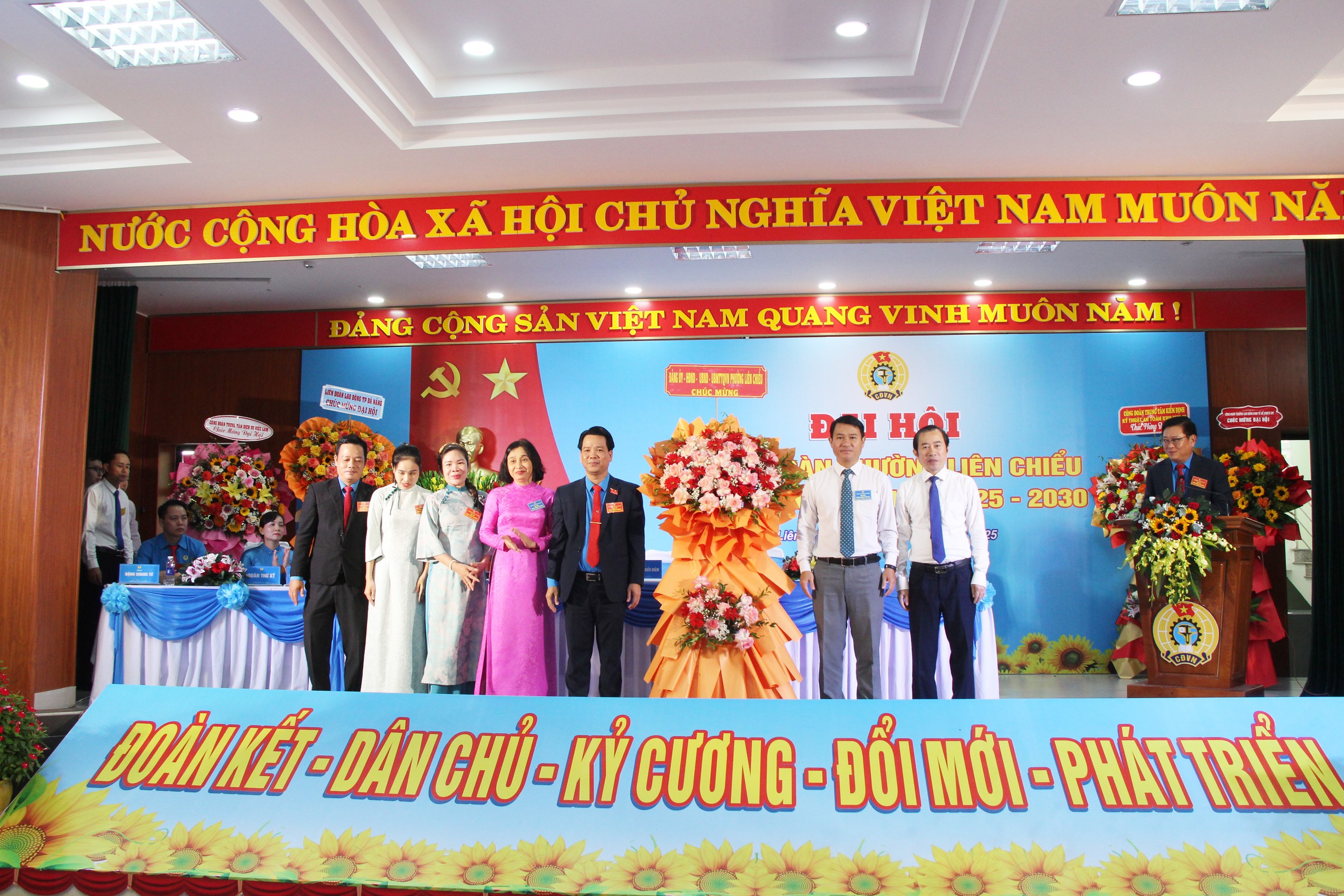 Đại hội C&ocirc;ng đo&agrave;n phường Li&ecirc;n Chiểu lần thứ I: Chăm lo tốt hơn đời sống người lao động - Ảnh 3.