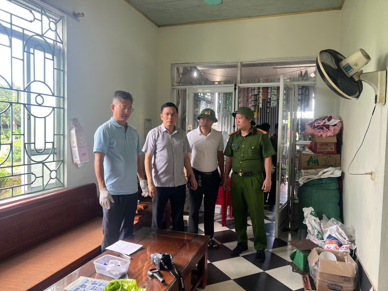 Bắt nghi phạm s&aacute;t hại chủ tiệm tạp h&oacute;a tại Quảng Ninh - Ảnh 3.
