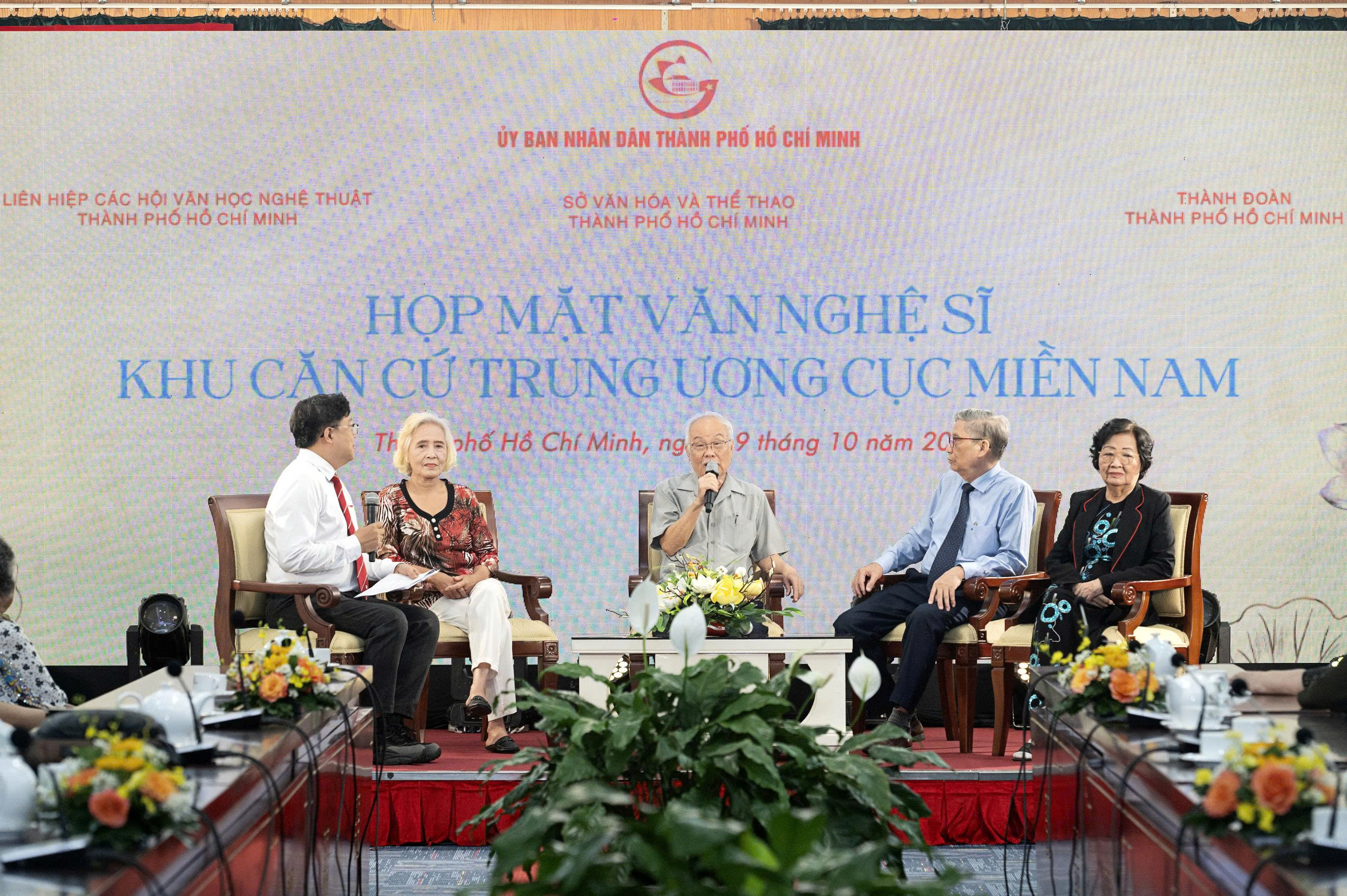 TP HCM tri &acirc;n văn nghệ sĩ Khu căn cứ Trung ương Cục miền Nam - Ảnh 3.