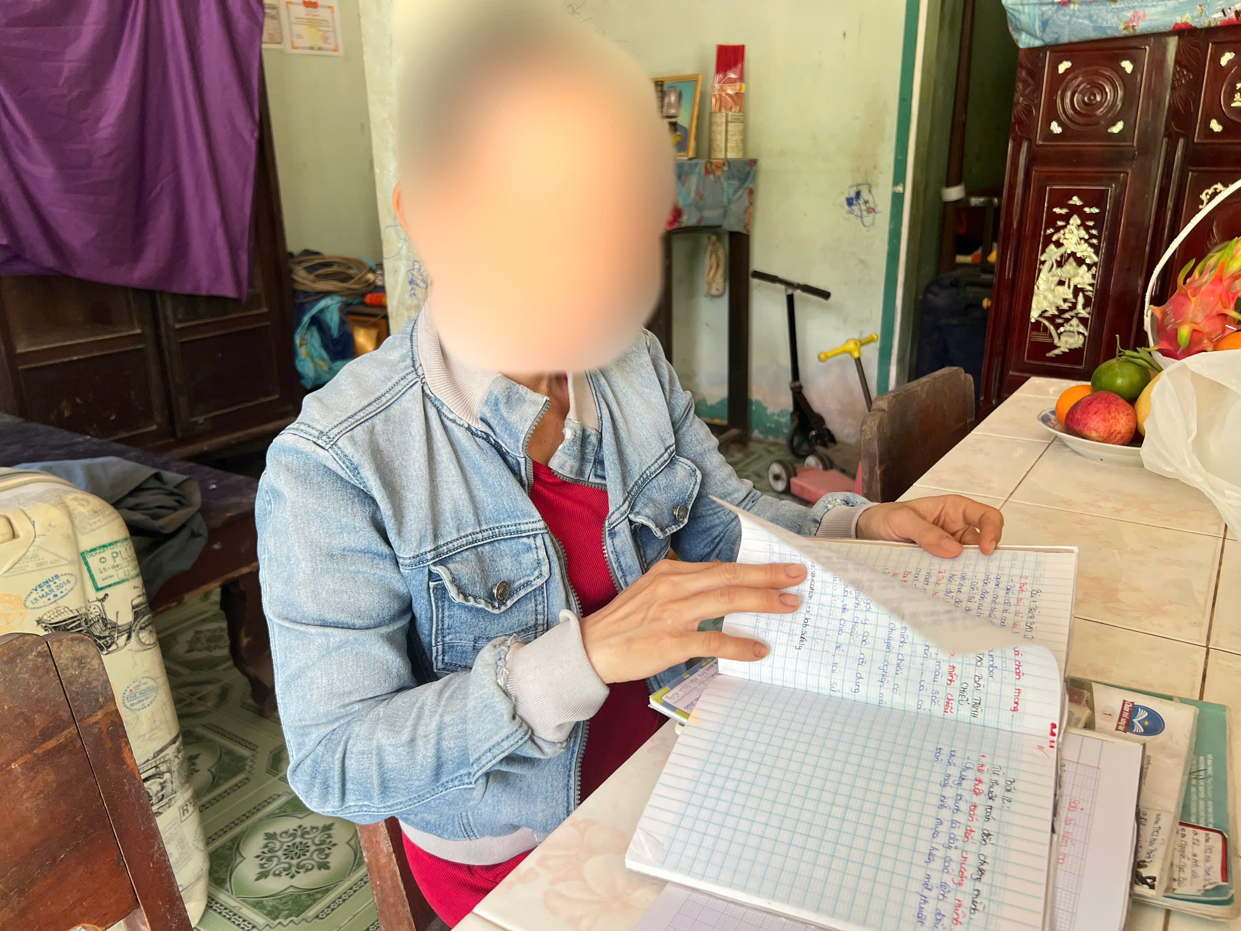 Đình chỉ giải quyết nguồn tin về tội phạm, vụ nữ sinh ở Vĩnh Long tử vong sẽ giải quyết ra sao? - Ảnh 1.