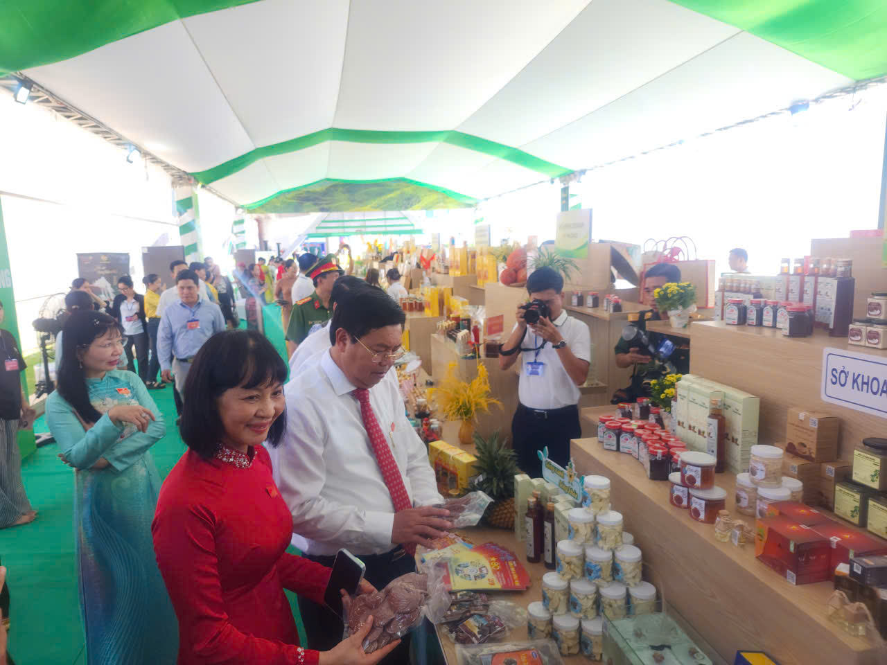 Nhiều hoạt động ý nghĩa trước thềm Đại hội Đại biểu Đảng bộ tỉnh An Giang- Ảnh 6.