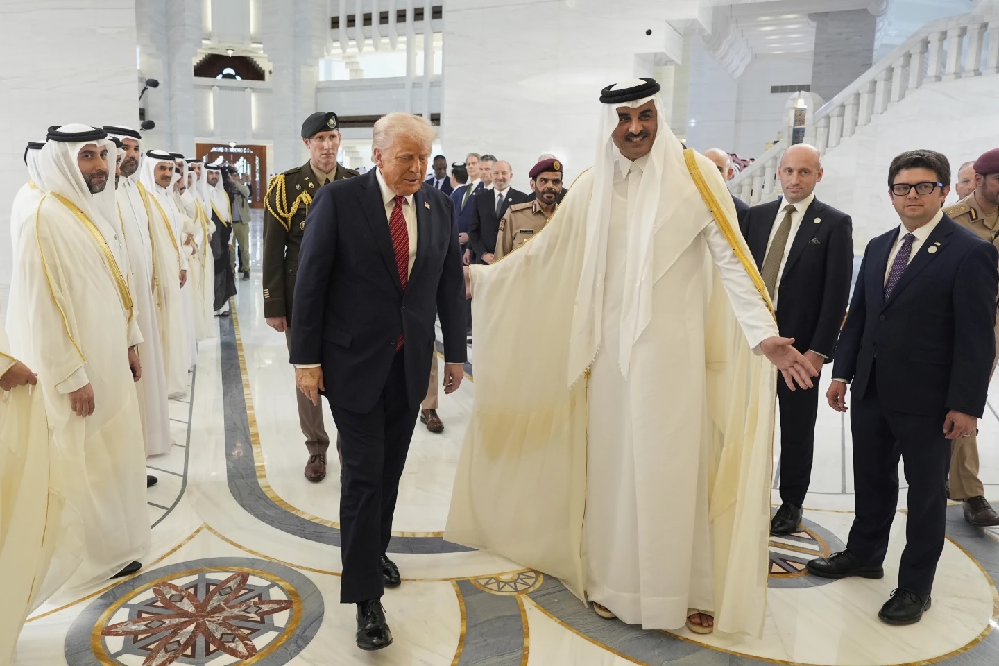 Tổng thống Mỹ ra lệnh cứng rắn, tấn c&ocirc;ng Qatar l&agrave; đ&aacute;nh Mỹ- Ảnh 1.