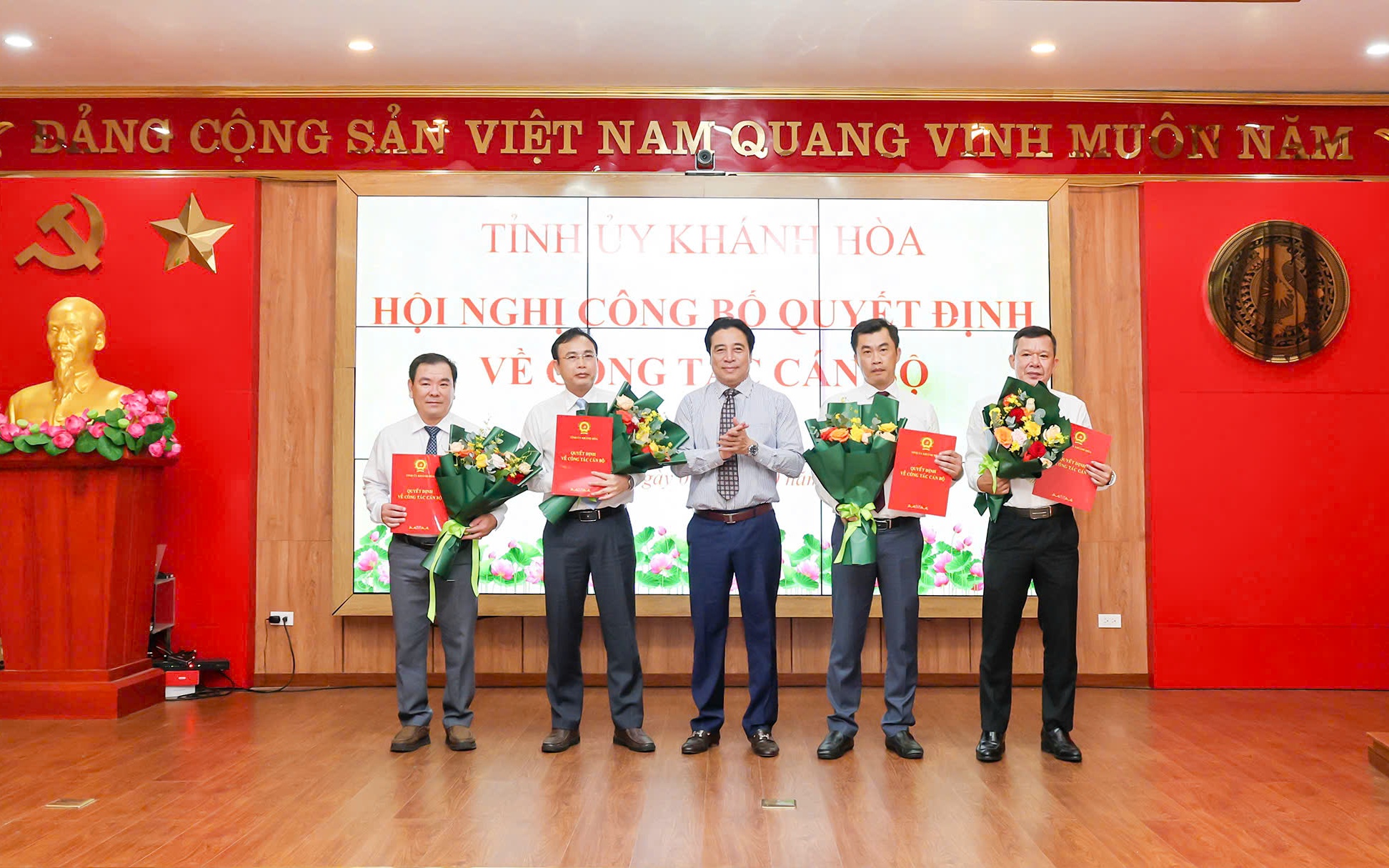 Khánh Hòa điều động, chỉ định nhiều chức vụ quan trọng