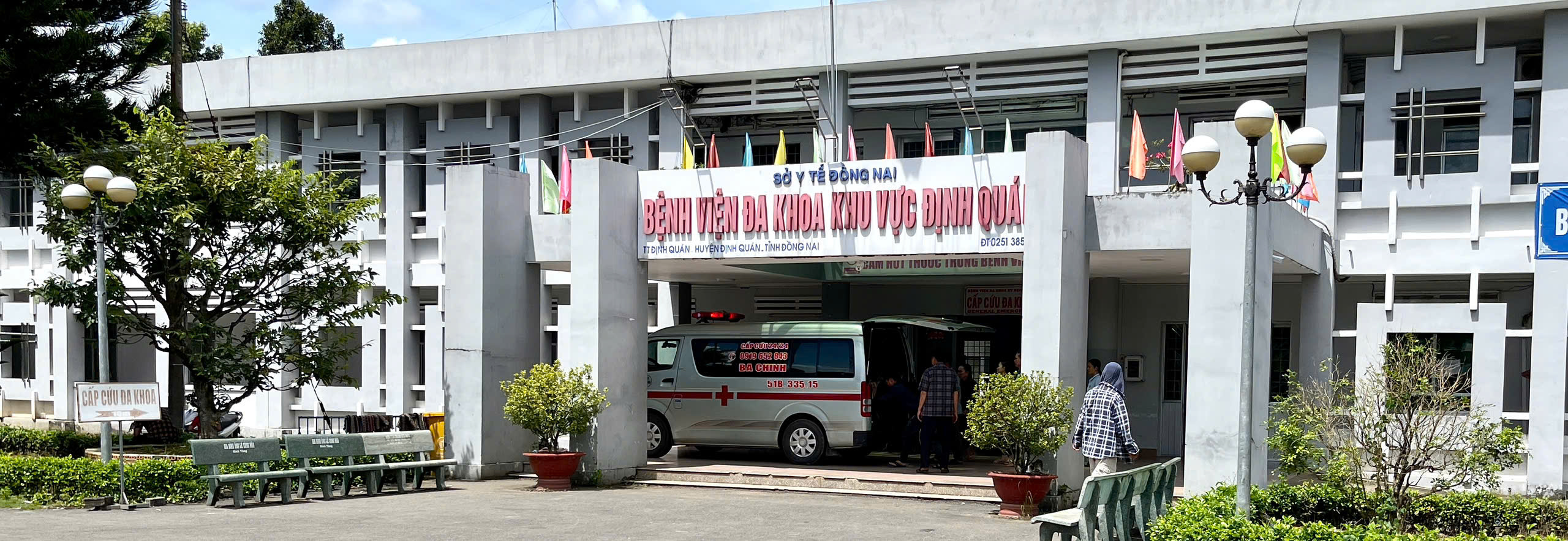 Vợ chồng rửa nh&agrave; bất ngờ , chồng nghi bị điện giật tử vong tại Đồng Nai - Ảnh 1.