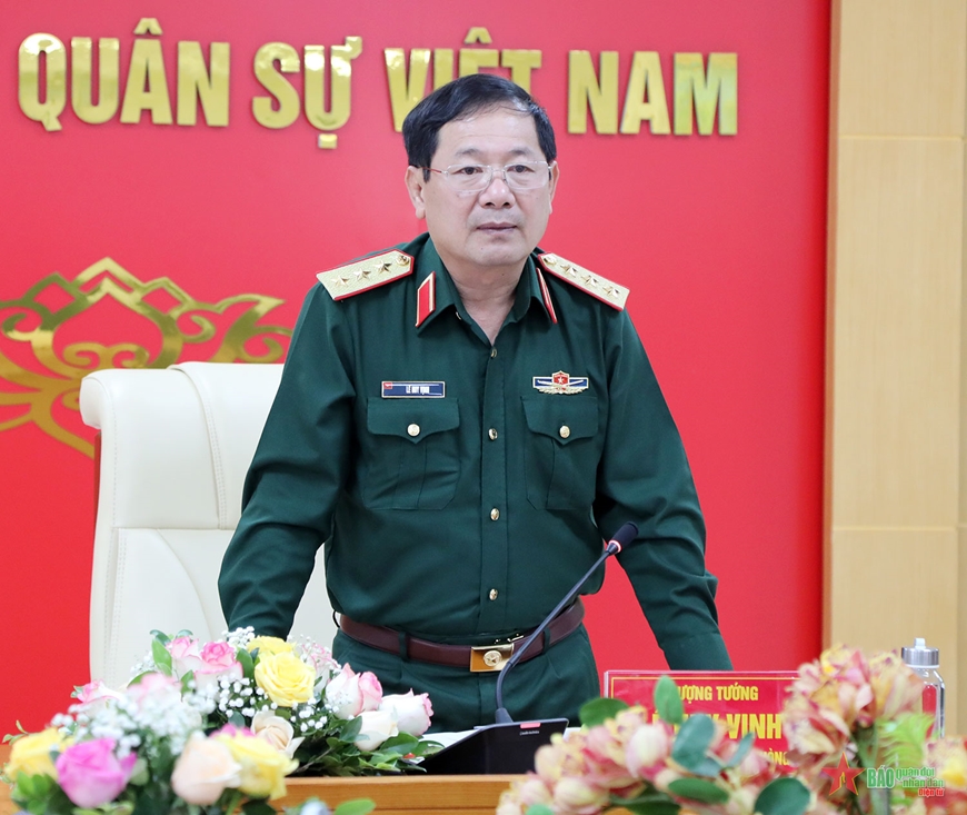 Thủ tướng Chính phủ kéo dài thời gian giữ chức vụ của 2 Thứ trưởng Bộ Quốc phòng - Ảnh 1.