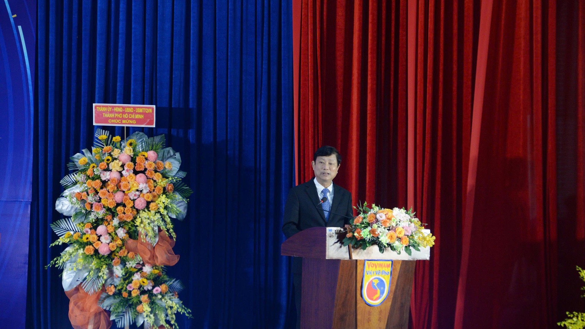 Ph&oacute; B&iacute; thư th&agrave;nh ủy V&otilde; Văn Minh tham dự ra mắt Viện Vovinam To&agrave;n cầu tại Thủ Dầu Một - Ảnh 2.
