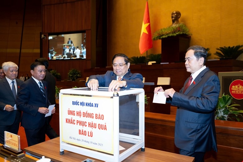Chủ tịch Quốc hội: Kỳ họp thứ 10 l&agrave; bước khởi đầu cho thời kỳ ph&aacute;t triển mới - Ảnh 2.