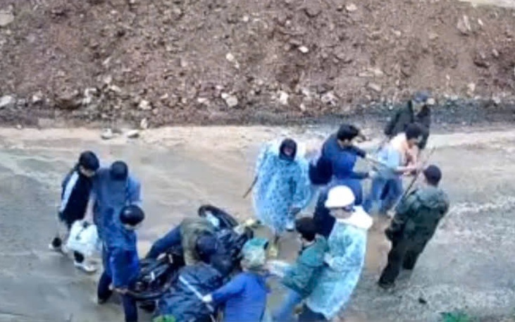 CLIP: Vây bắt đối tượng chở một bao tải chứa ma tuý