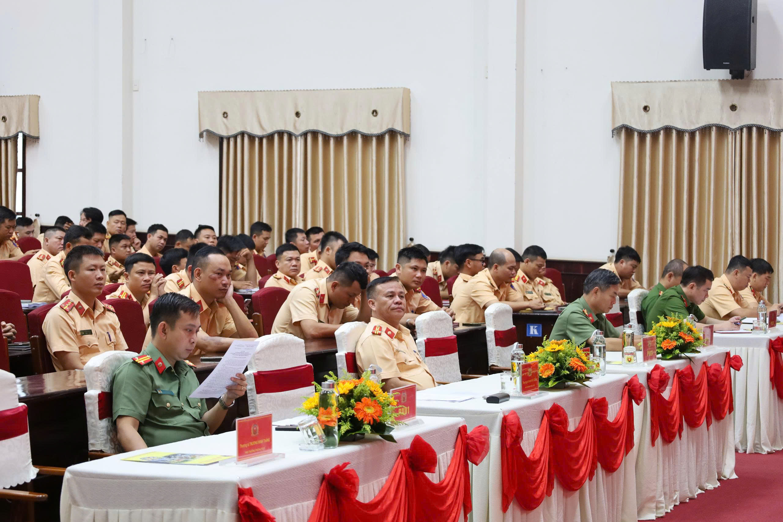 Tập huấn nghiệp vụ điều tra tai nạn giao th&ocirc;ng cho CSGT 9 tỉnh th&agrave;nh - Ảnh 2.