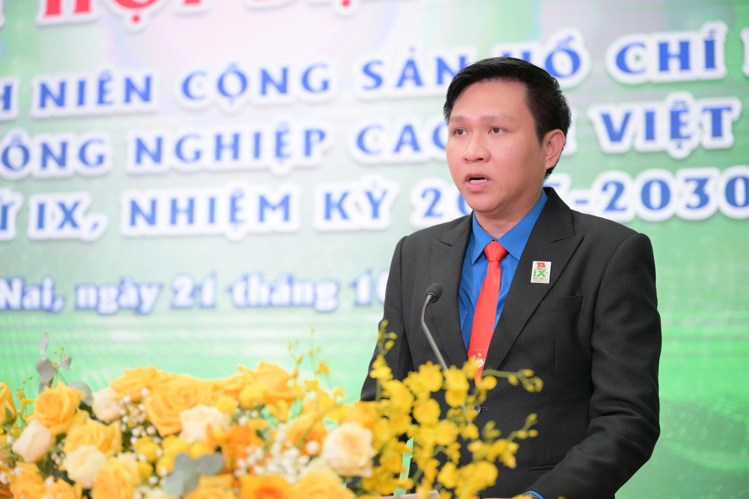 &Ocirc;ng Nguyễn Minh Th&ocirc;ng t&aacute;i đắc cử B&iacute; thư Đo&agrave;n thanh ni&ecirc;n VRG - Ảnh 2.