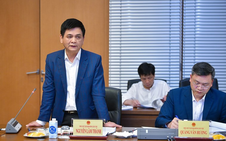 Đại biểu Nguyễn Lâm Thành: Giá vàng tăng, người dân mua nhẫn cưới cũng khó khăn