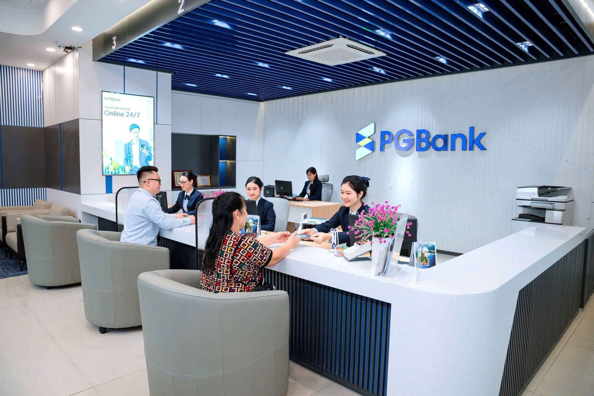PGBank tăng trưởng ổn định, lợi nhuận trước thuế gần 500 tỉ đồng sau 9 th&aacute;ng  - Ảnh 1.