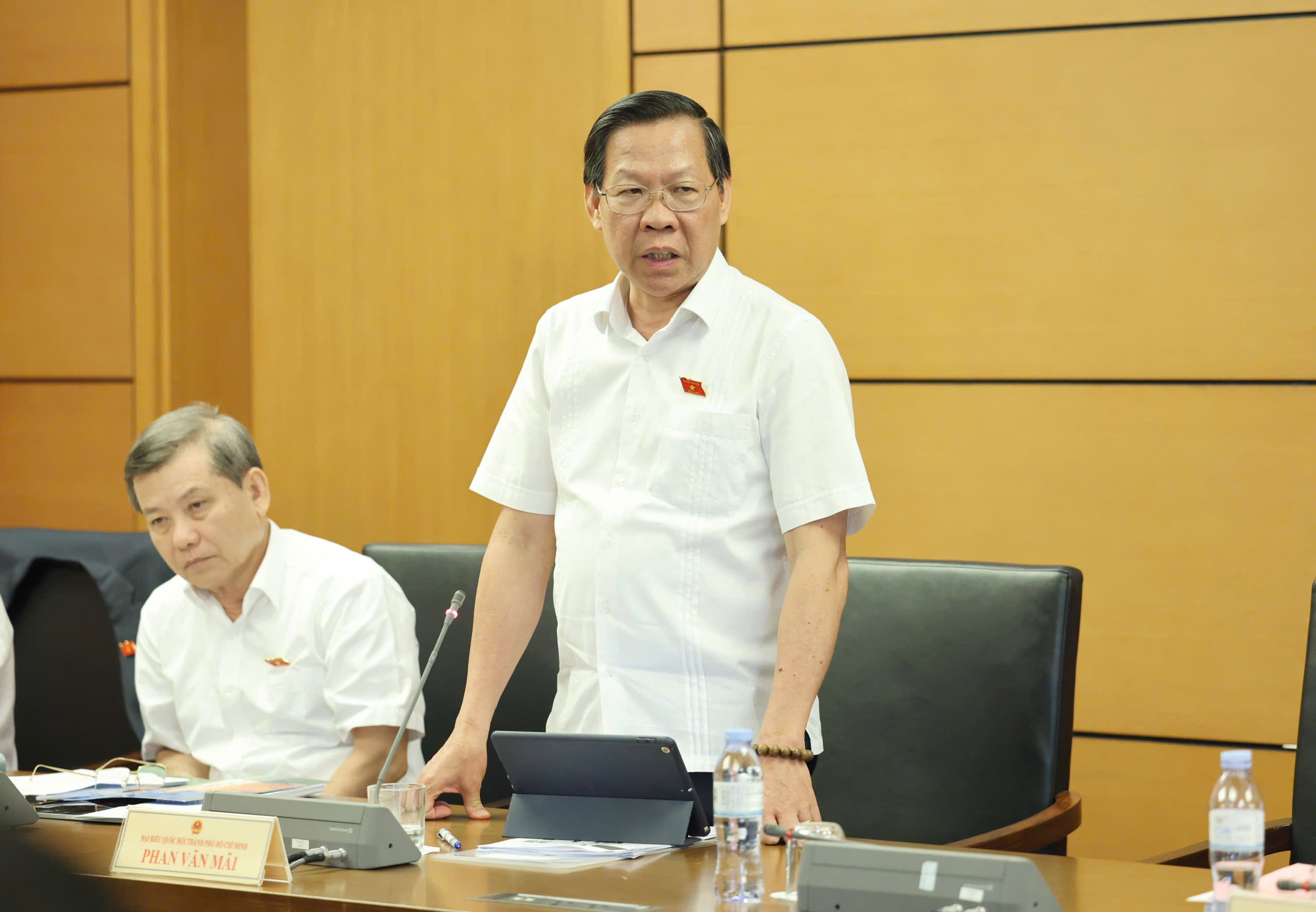 Ông Phan Văn Mãi đề xuất chuyển chuyến bay quốc tế về sân bay Long Thành - Ảnh 2.