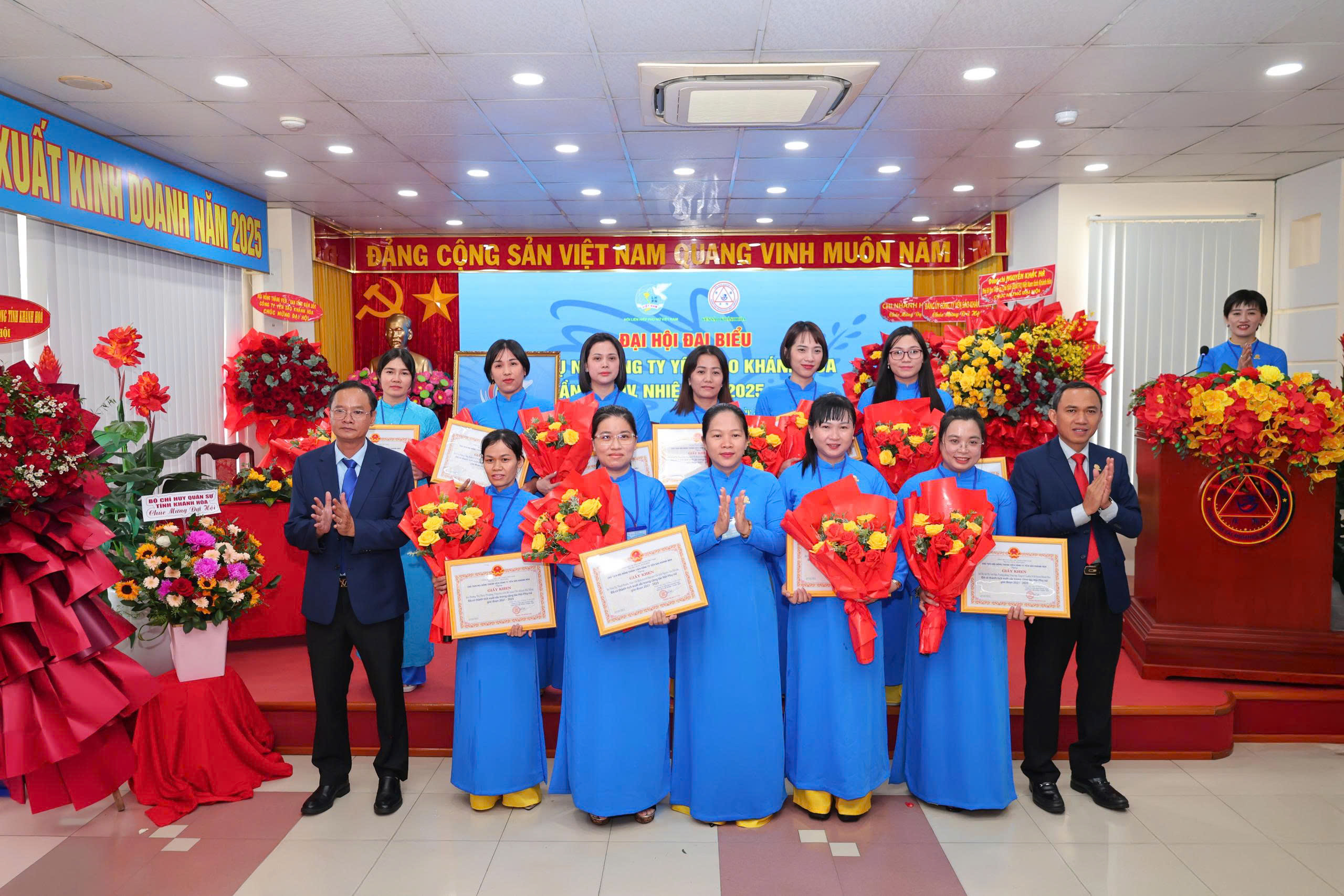 Phụ nữ Yến Sào Khánh Hòa: Đoàn kết, trí tuệ, đổi mới, sáng tạo, phát triển bền vững - Ảnh 4.