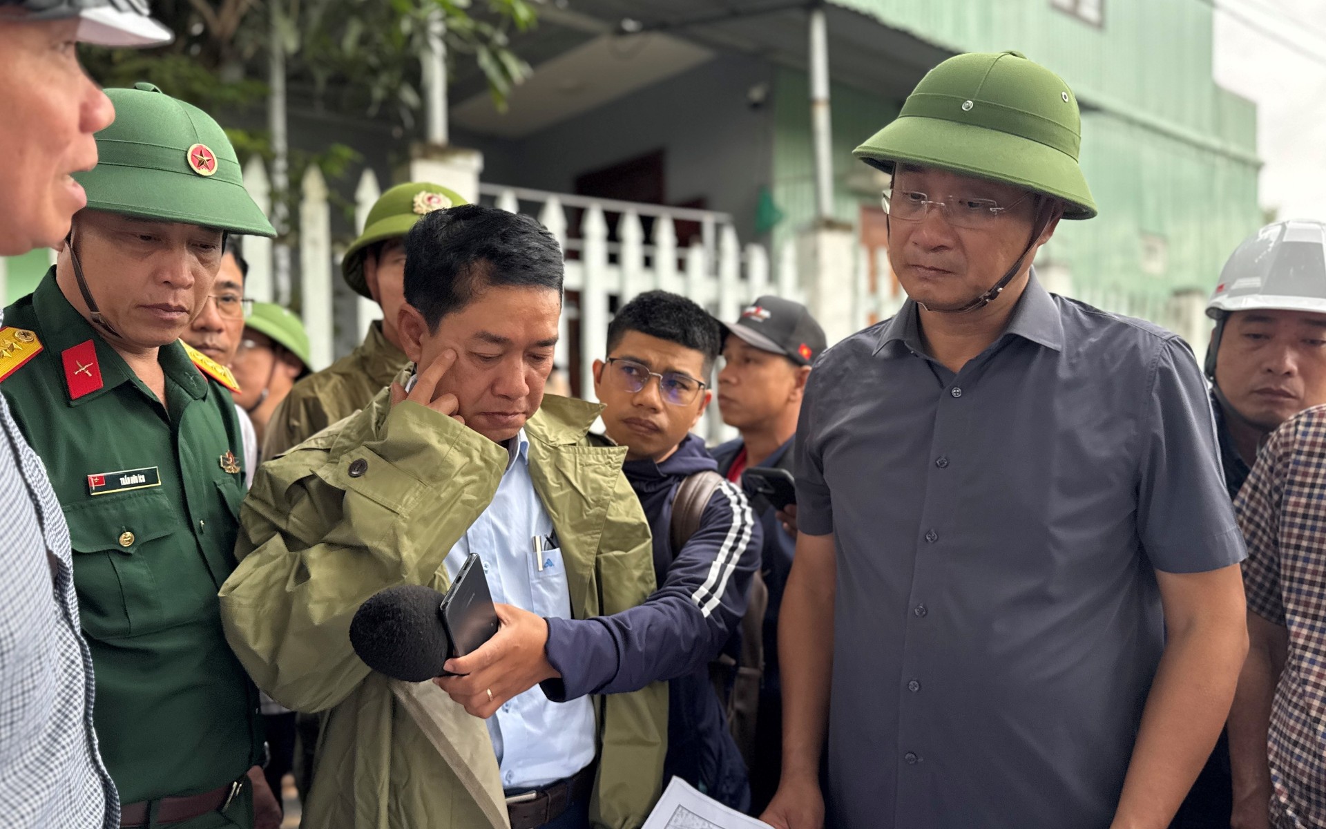 Ứng phó nguy cơ đa thiên tai do bão số 12