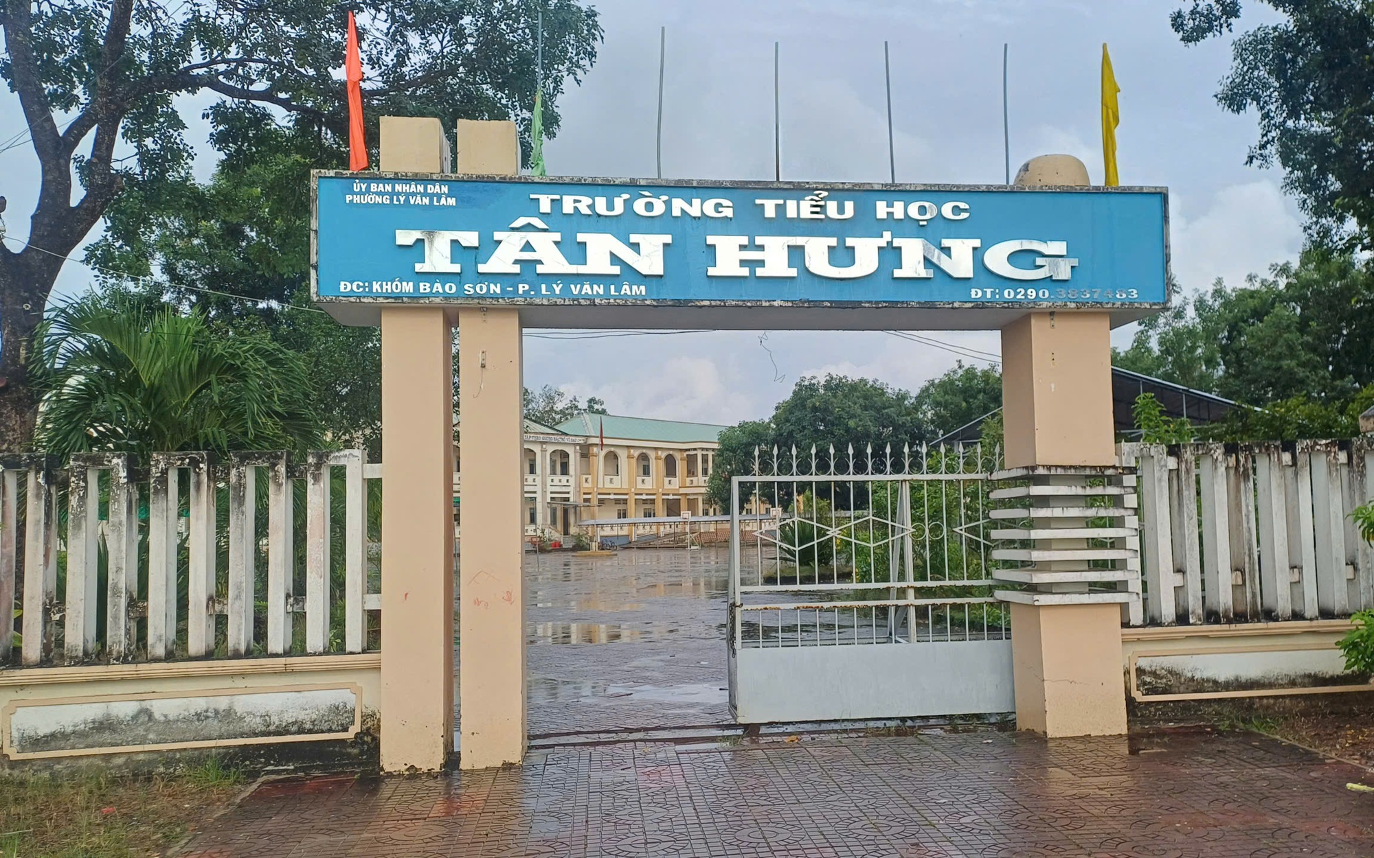 Vụ hiệu trưởng bị giáo viên “tố” chèn ép: Lãnh đạo Sở GD-ĐT Cà Mau nói gì?