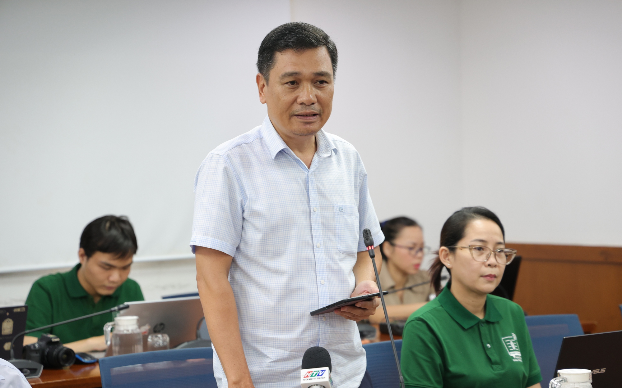 TP HCM: Thông tin nhiều vấn đề dân sinh, giao thông, du lịch
