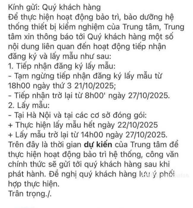 Giá sầu riêng giảm mạnh do ùn tắc kiểm nghiệm xuất khẩu sang Trung Quốc - Ảnh 2.