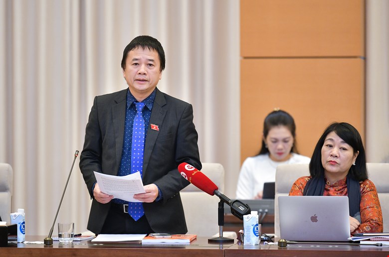 Đại biểu Phạm Nam Tiến đề xuất m&ocirc; h&igrave;nh tập đo&agrave;n b&aacute;o ch&iacute; trong Luật b&aacute;o ch&iacute; sửa đổi - Ảnh 1.