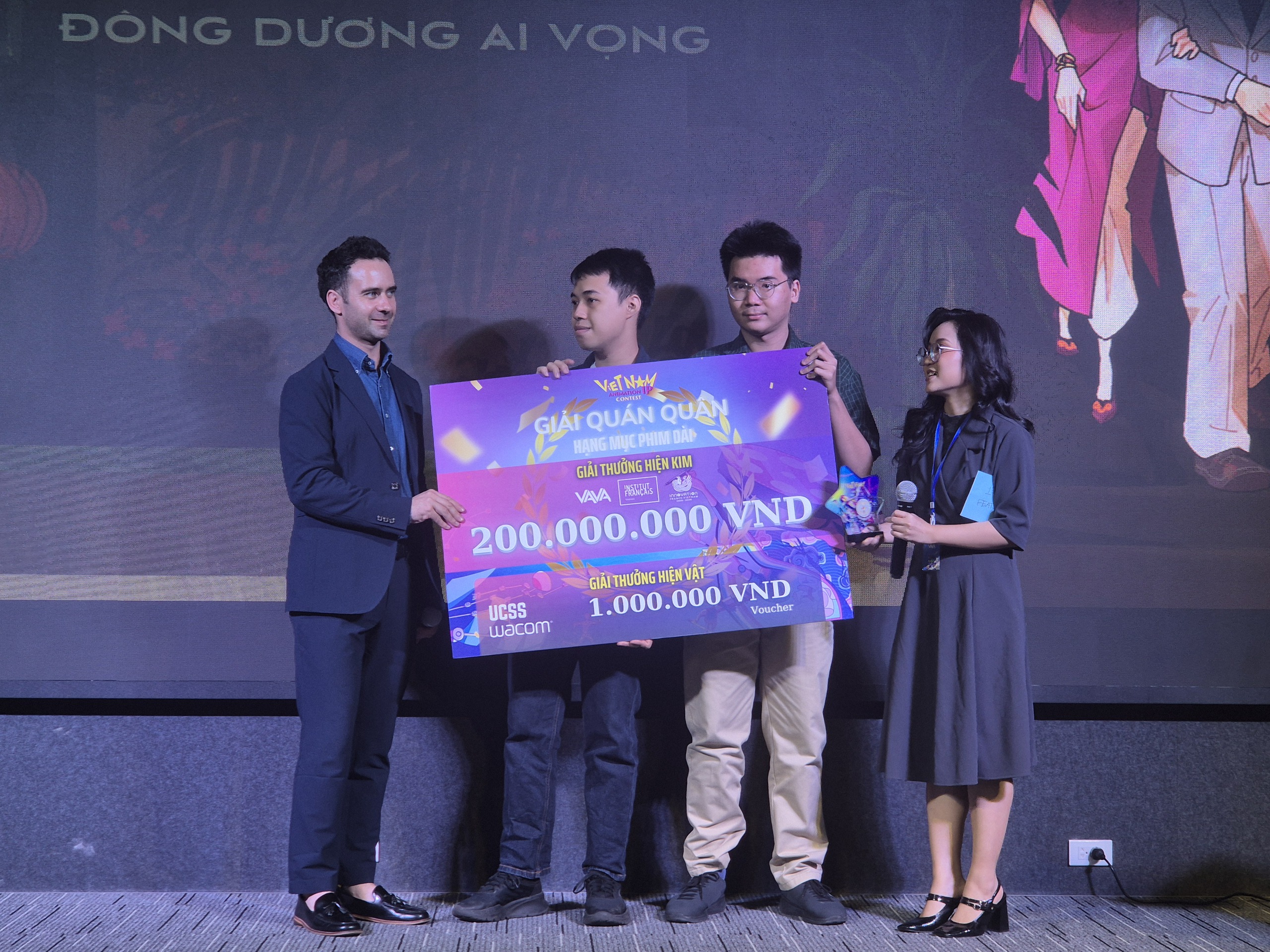 Cha đẻ hoạt h&igrave;nh "Dưới b&oacute;ng c&acirc;y" thắng đậm tại cuộc thi - Ảnh 5.
