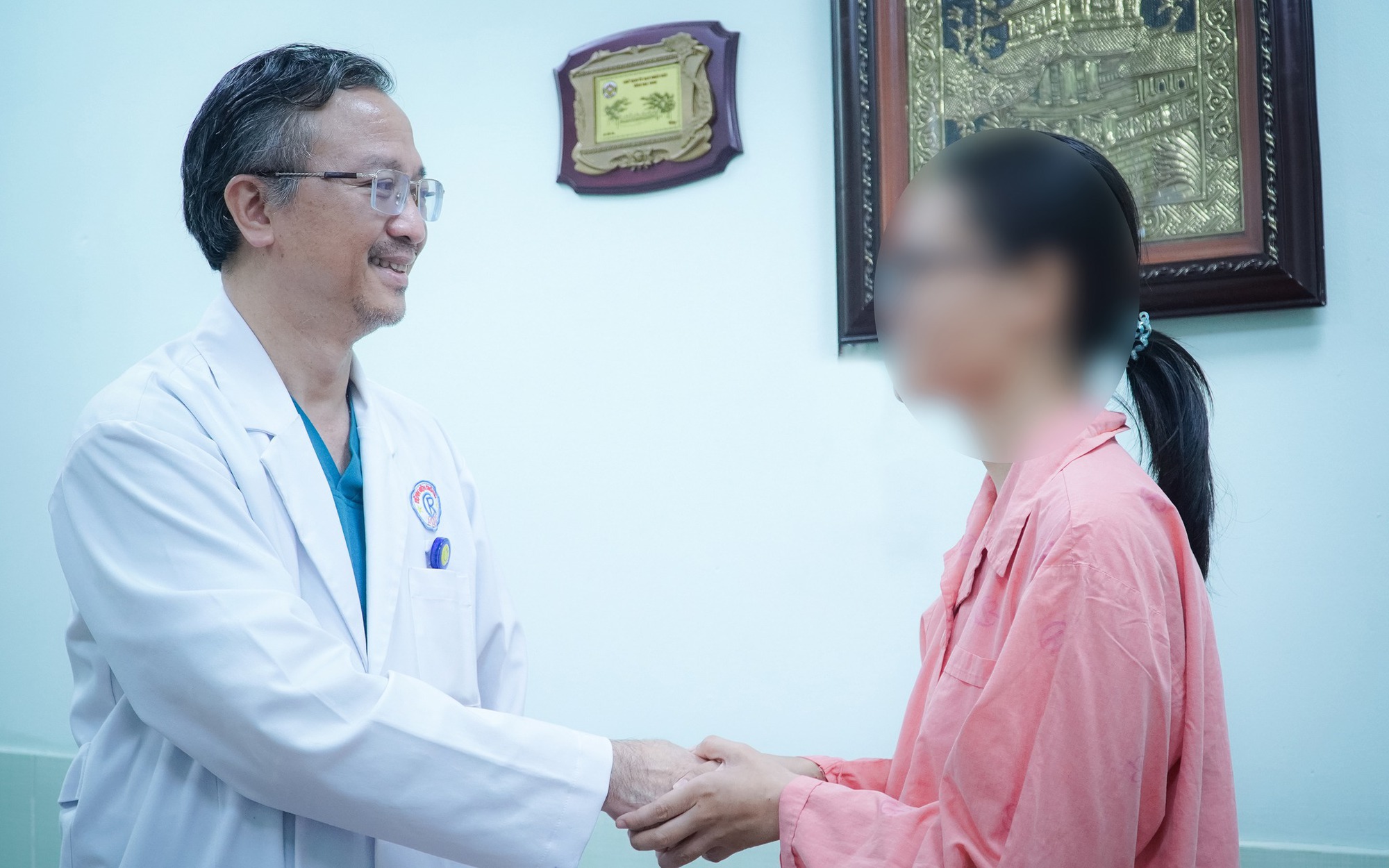 Cô gái 25 tuổi mắc căn bệnh cực kỳ hiếm gặp