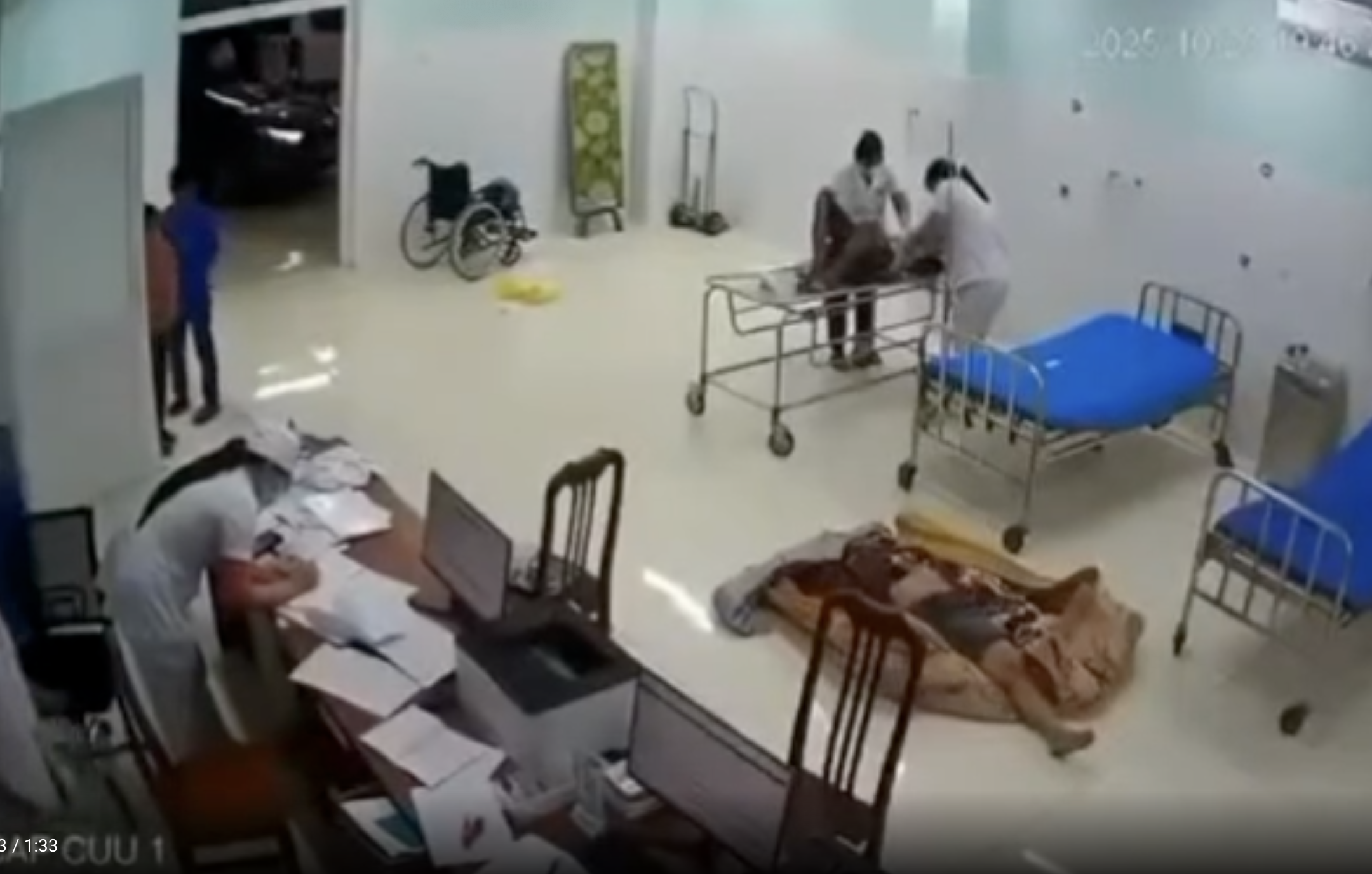 Người đ&agrave;n &ocirc;ng ch&eacute;m đ&ocirc;i nam nữ trong ph&ograve;ng trọ tại Quảng Ng&atilde;i g&acirc;y hoang mang dư luận - Ảnh 2.