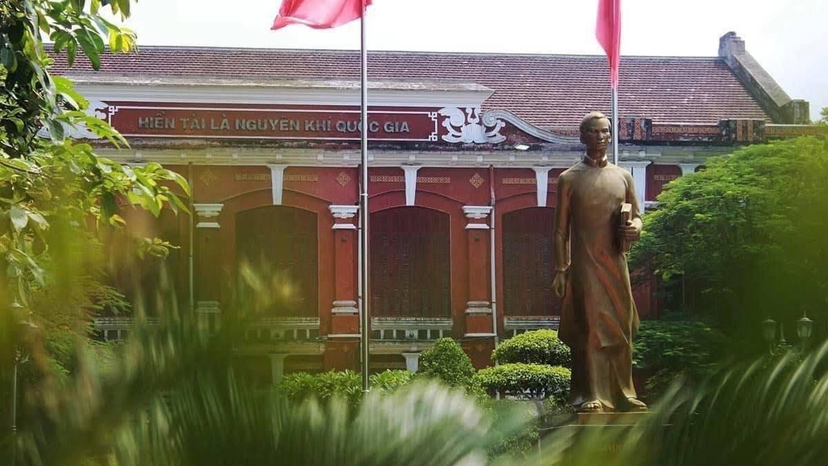 Vẻ đẹp trăm năm Quốc Học &ndash; Huế v&agrave; cuộc thi Đường l&ecirc;n đỉnh Olympia - Ảnh 4.