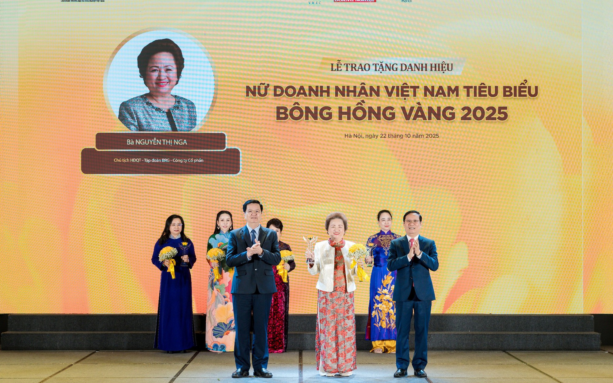 Chủ tịch Tập đoàn BRG được vinh danh TOP 10 “Nữ doanh nhân Việt Nam tiêu biểu - Bông hồng Vàng 2025”