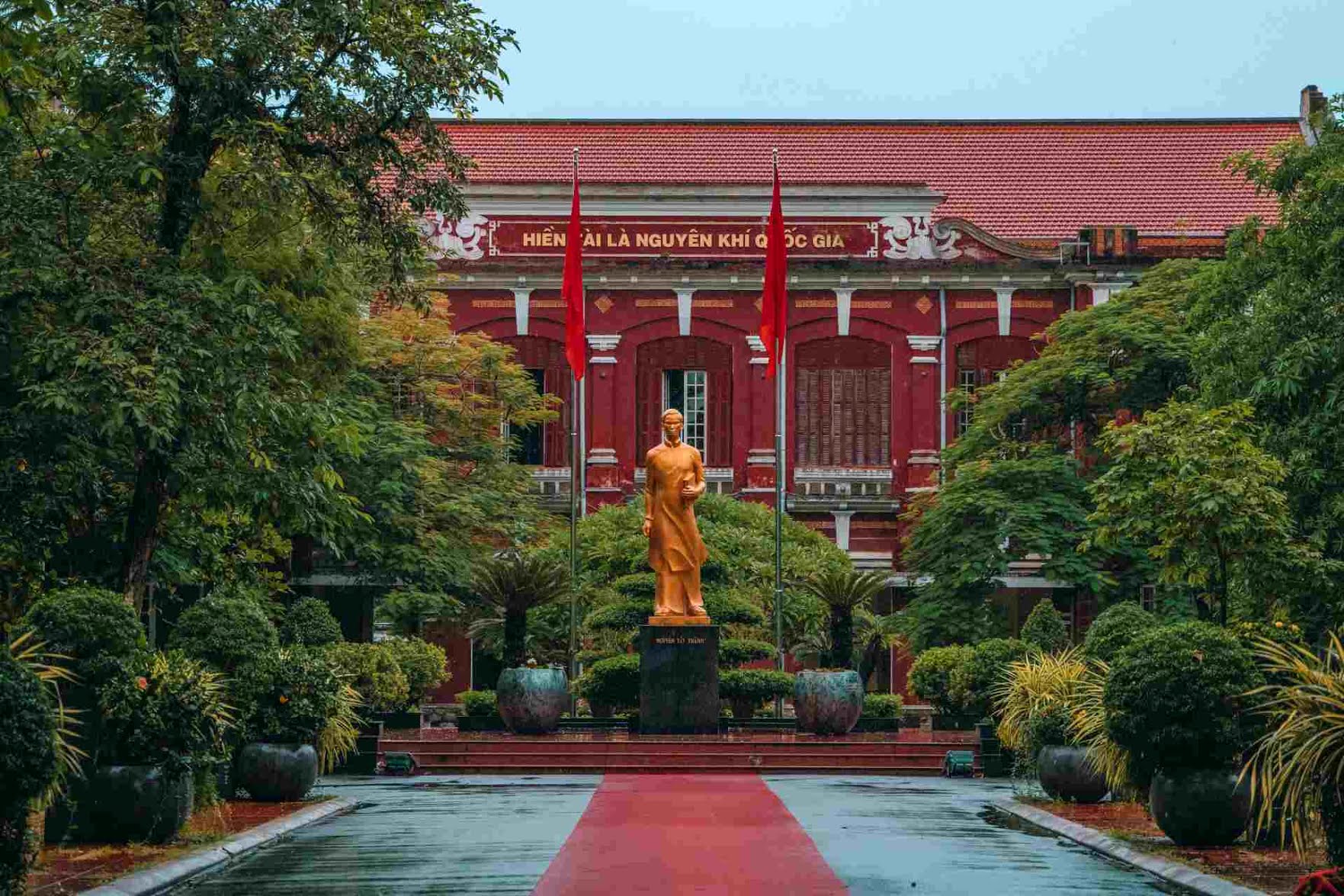 Vẻ đẹp trăm năm Quốc Học &ndash; Huế v&agrave; cuộc thi Đường l&ecirc;n đỉnh Olympia - Ảnh 5.