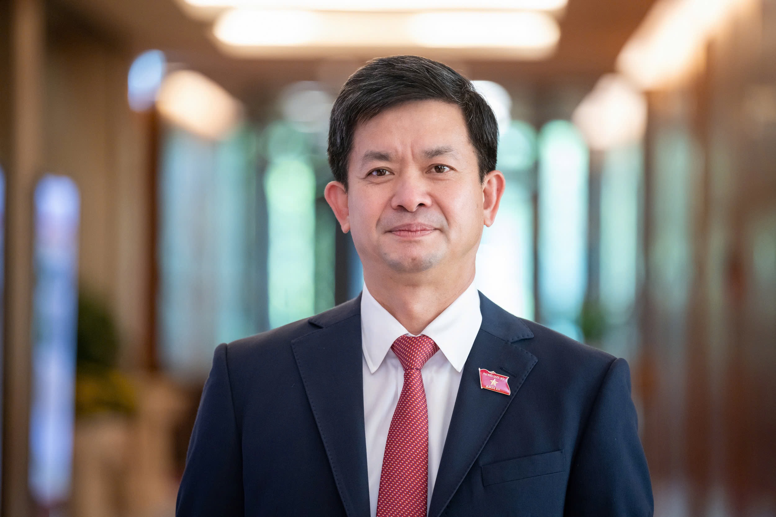 miễn nhiệm &ocirc;ng l&ecirc; quang t&ugrave;ng - Ảnh 1.