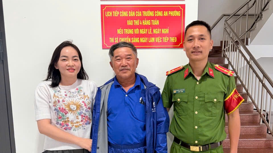 Ông lão ở Quảng Trị trả lại 220 triệu đồng chuyển nhầm từ người lạ - Ảnh 1.