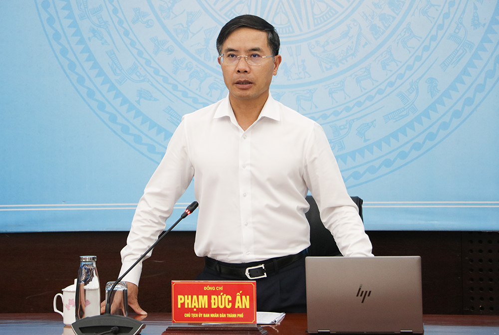 Chủ tịch Đà Nẵng nhấn mạnh đầu tư công Đà Nẵng cần thúc đẩy tiến độ nhanh chóng - Ảnh 1.
