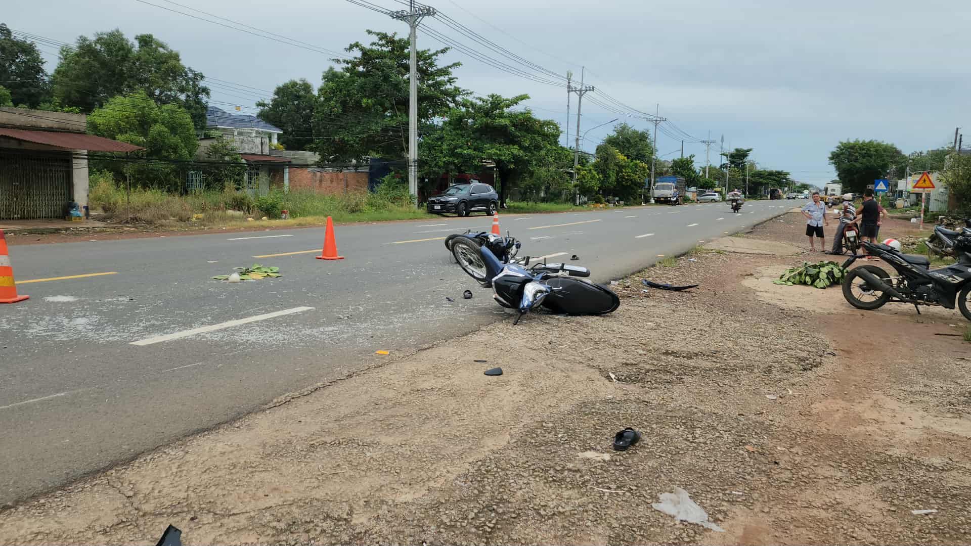 Tai nạn giao th&ocirc;ng Đồng Nai , 2 người tử vong trong vụ va chạm nghi&ecirc;m trọng - Ảnh 2.
