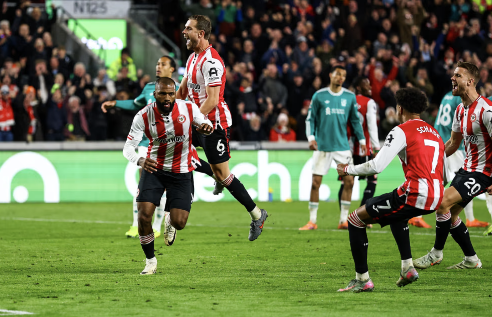 Liverpool thua tan t&aacute;c ở London, ch&igrave;m s&acirc;u khủng hoảng - Ảnh 3.
