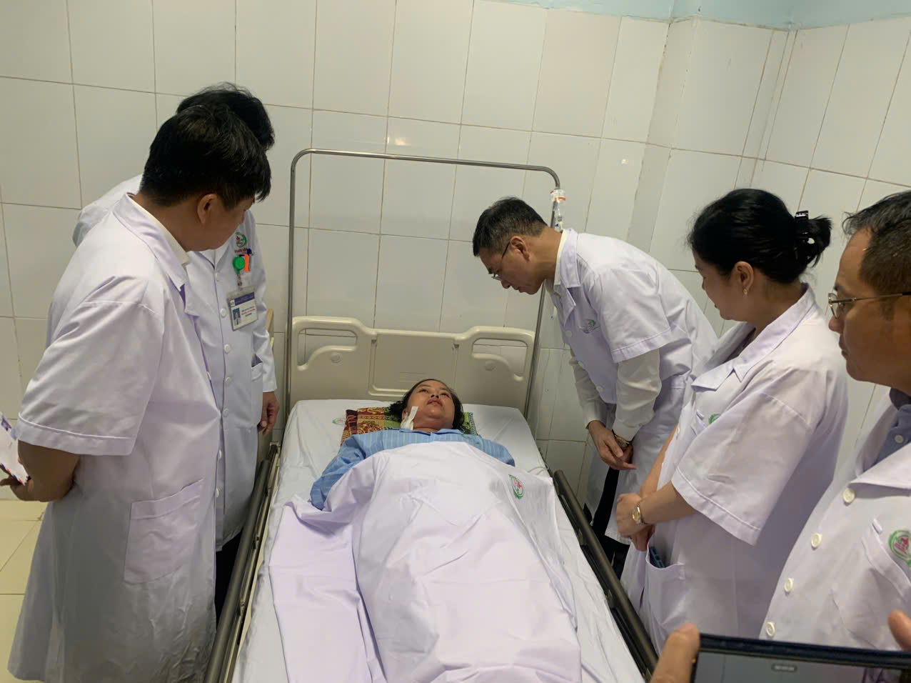 Bộ Y tế đề nghị Bộ C&ocirc;ng an hỗ trợ bảo đảm ninh, an to&agrave;n bệnh viện - Ảnh 1.