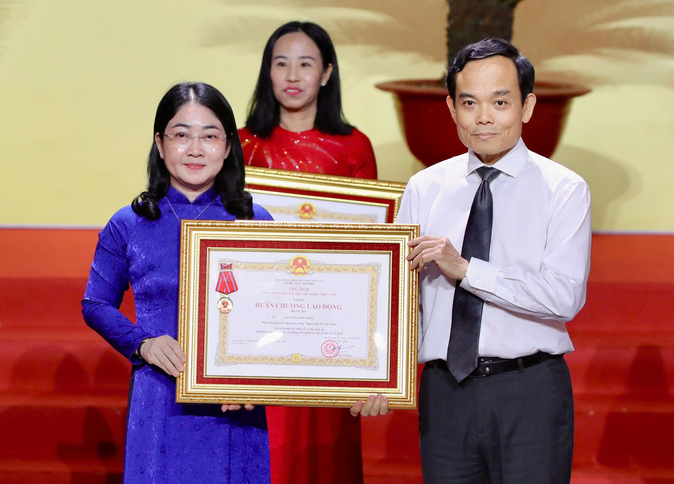 Chủ tịch UBND TP HCM k&ecirc;u gọi x&acirc;y dựng đội ngũ c&aacute;n bộ v&igrave; nh&acirc;n d&acirc;n - Ảnh 11.