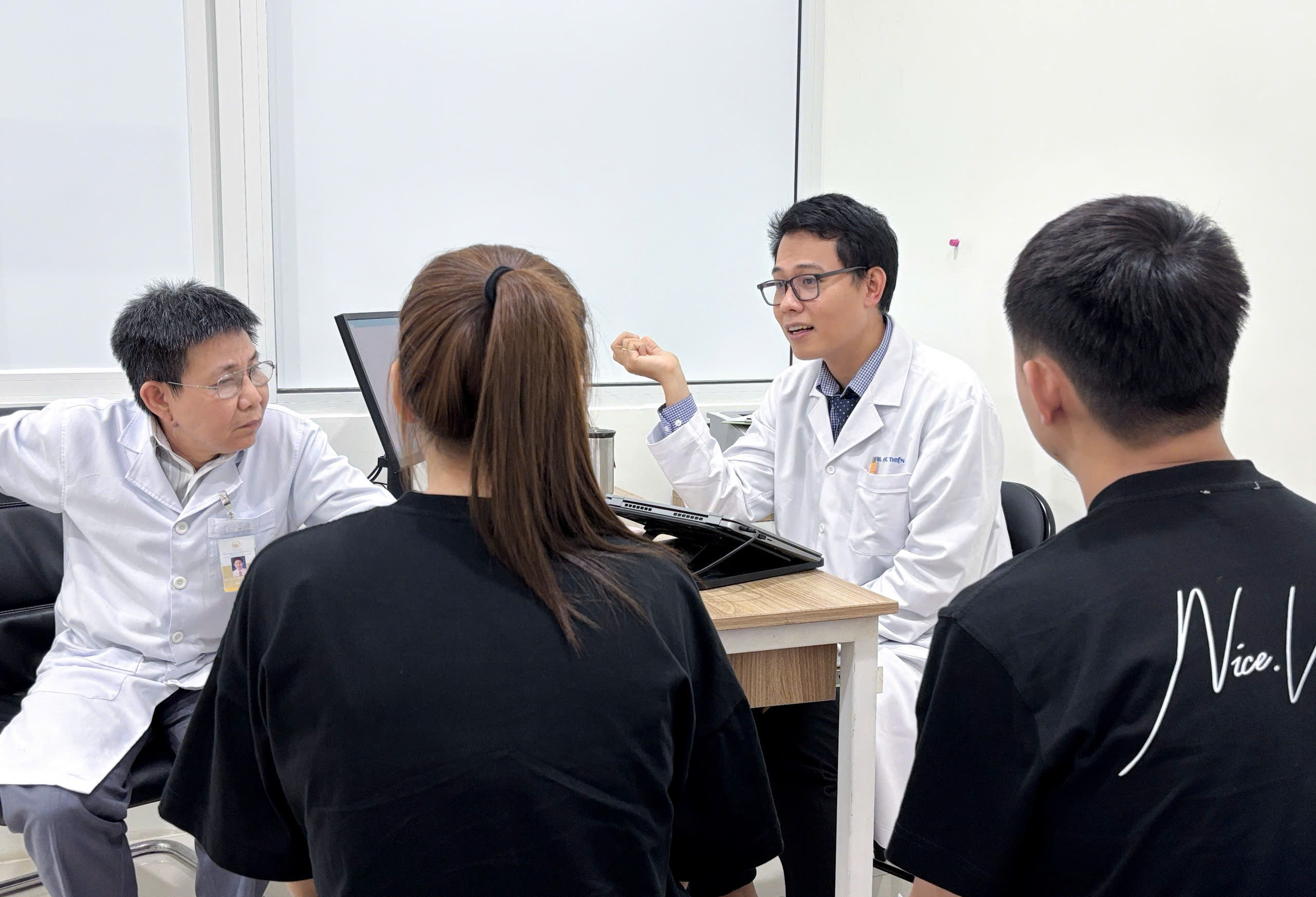 Bằng MRI, Thiện Nh&acirc;n Hospital ph&aacute;t hiện ung thư buồng trứng ở phụ nữ chưa từng sinh con - Ảnh 3.
