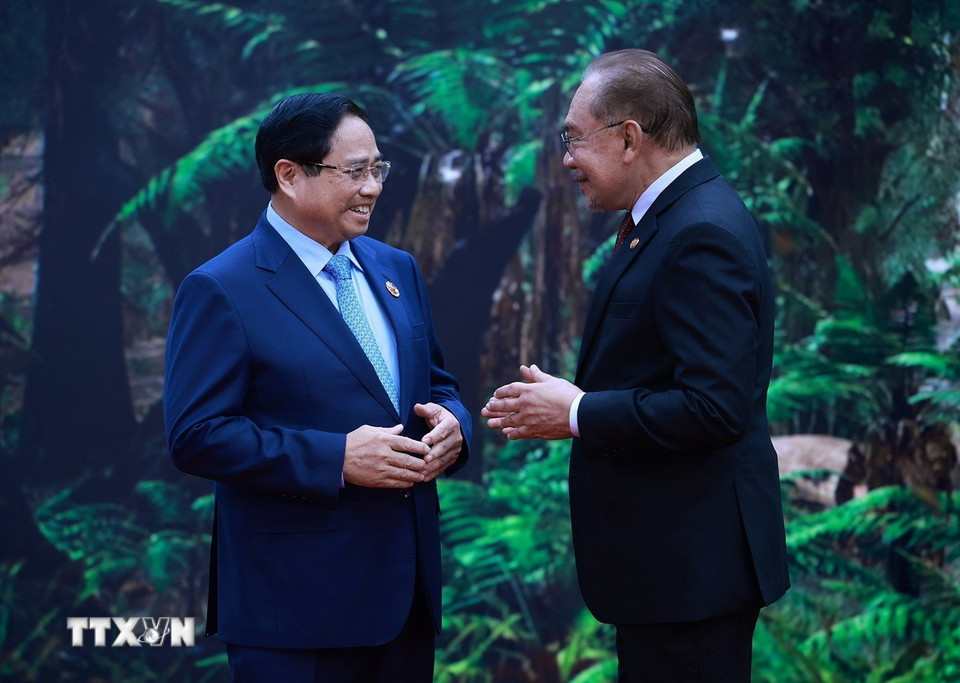 Thủ tướng Malaysia đ&oacute;n Thủ tướng Phạm Minh Ch&iacute;nh dự Hội nghị cấp cao ASEAN - Ảnh 4.