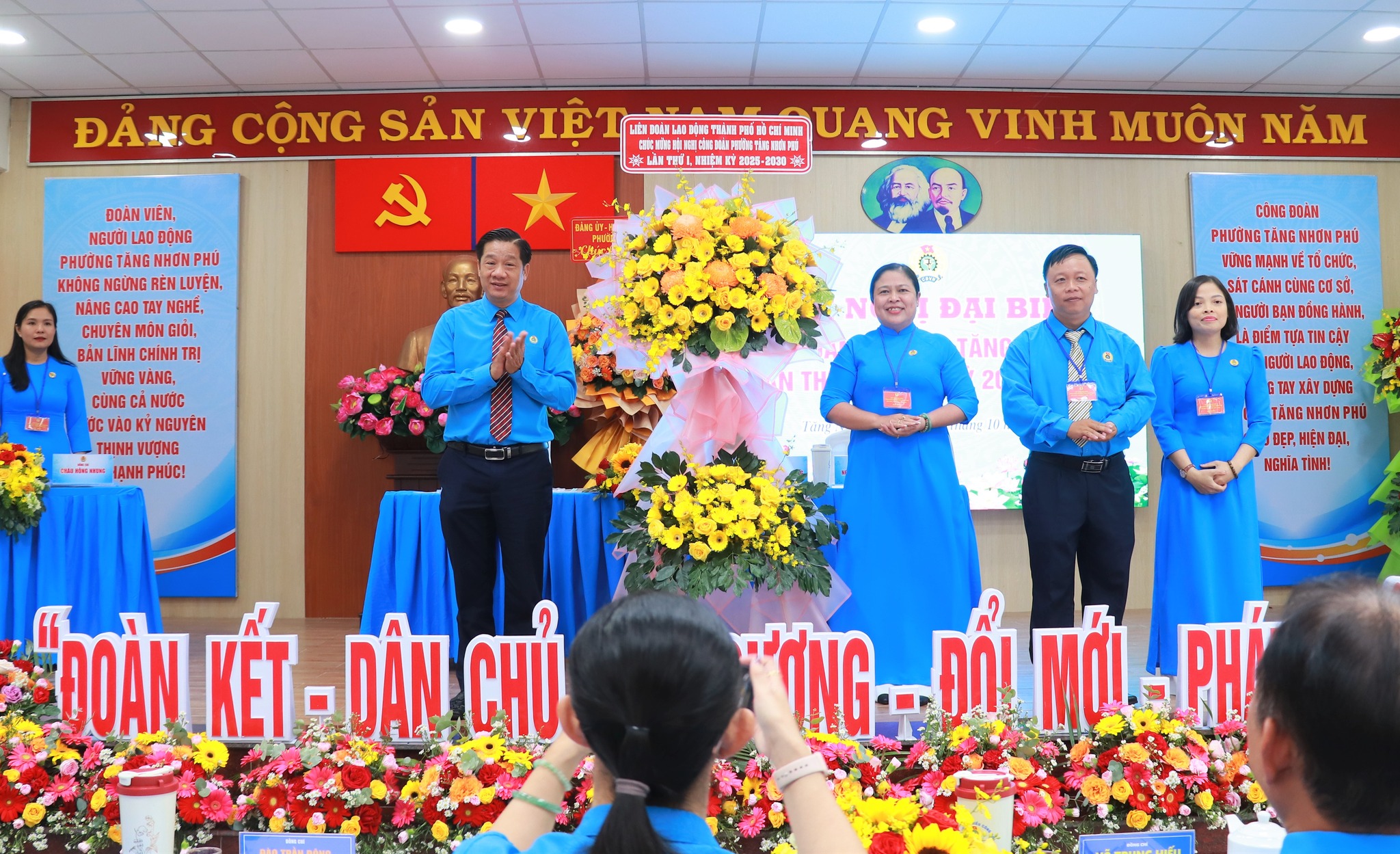 Hội nghị C&ocirc;ng đo&agrave;n phường Tăng Nhơn Ph&uacute; - Ảnh 1.