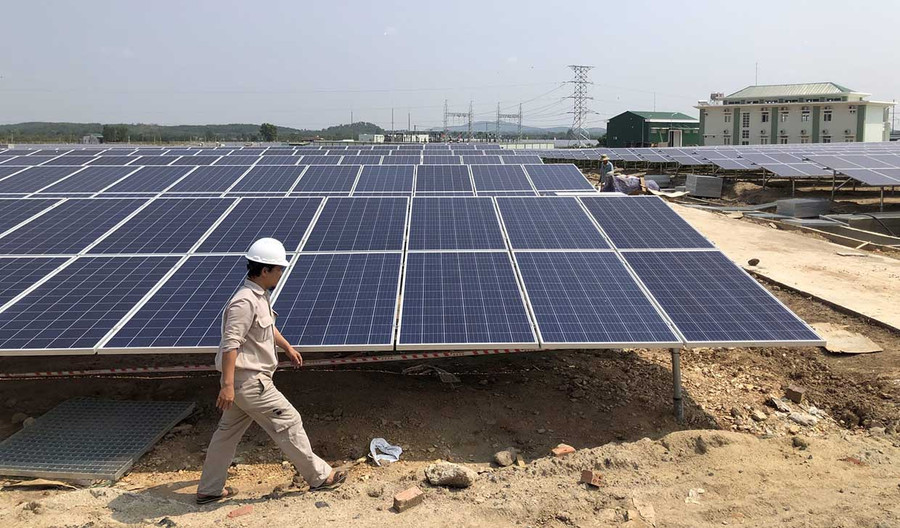 Đột ph&aacute; từ năng lượng sạch - Ảnh 1.