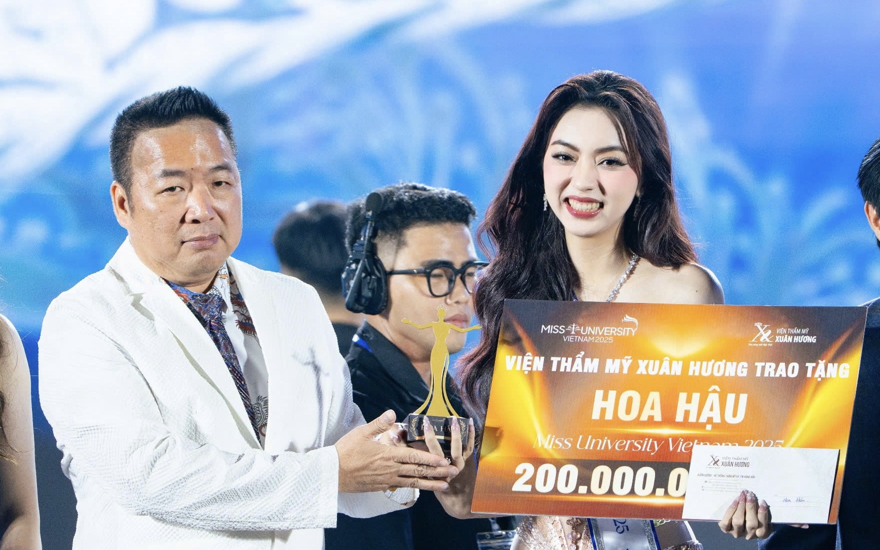"Hoa hậu Sinh viên Việt Nam 2025" gọi tên Hoàng Ngọc Như