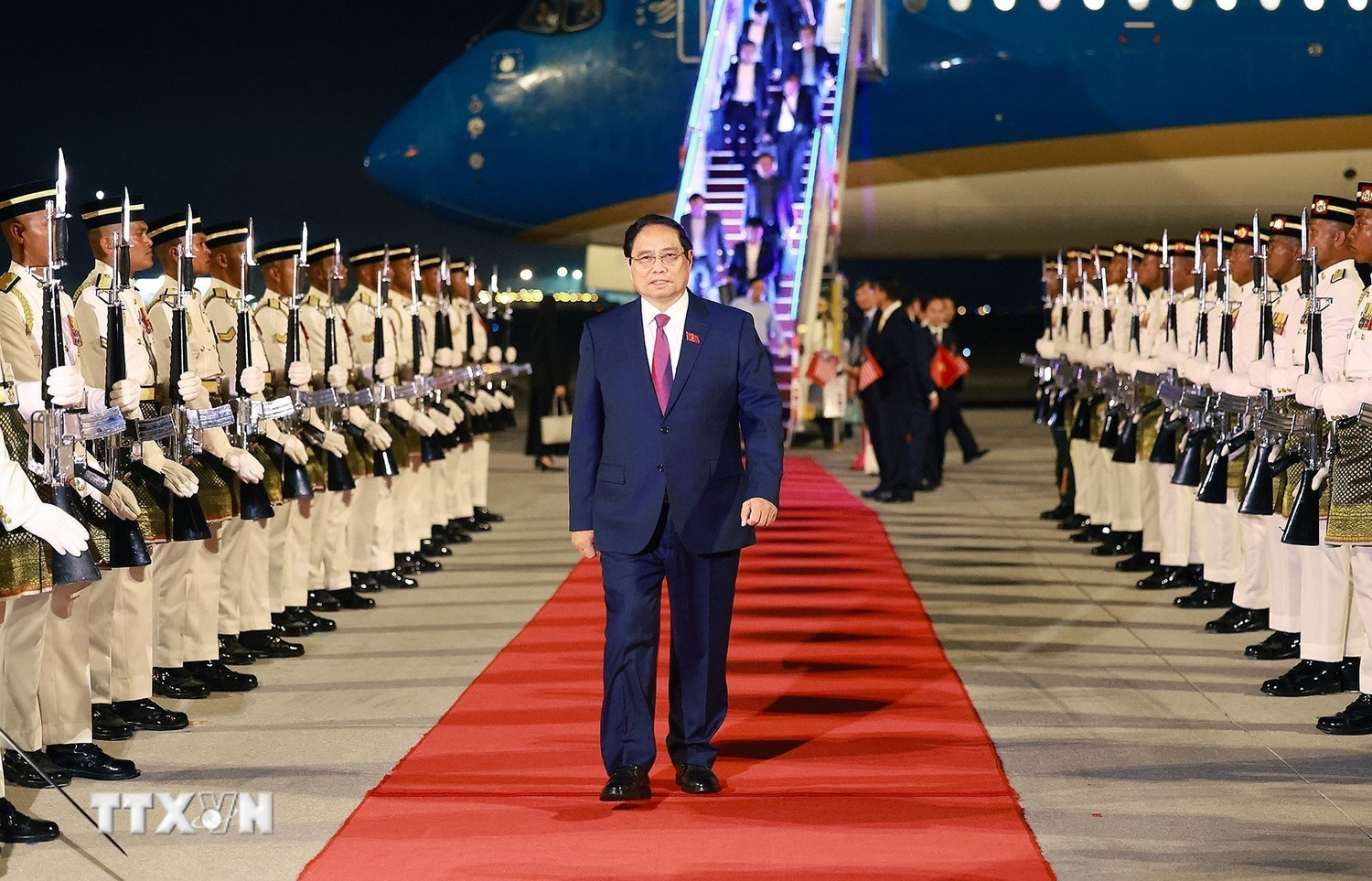Thủ tướng Malaysia đ&oacute;n Thủ tướng Phạm Minh Ch&iacute;nh dự Hội nghị cấp cao ASEAN - Ảnh 2.
