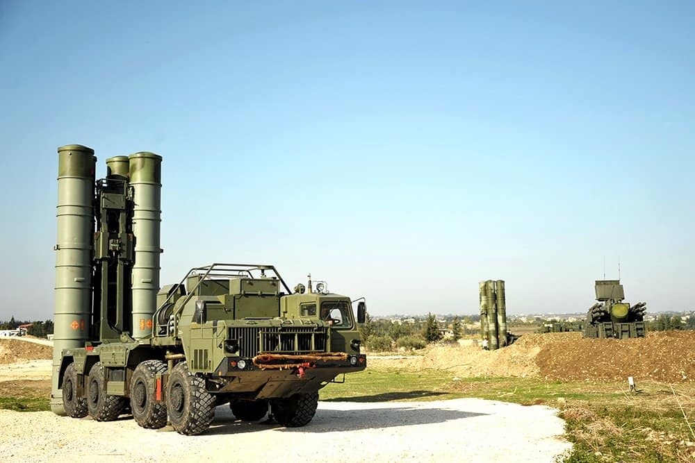 S-300/400 của Nga bị vô hiệu hóa khi đang trực chiến - Ảnh 1.