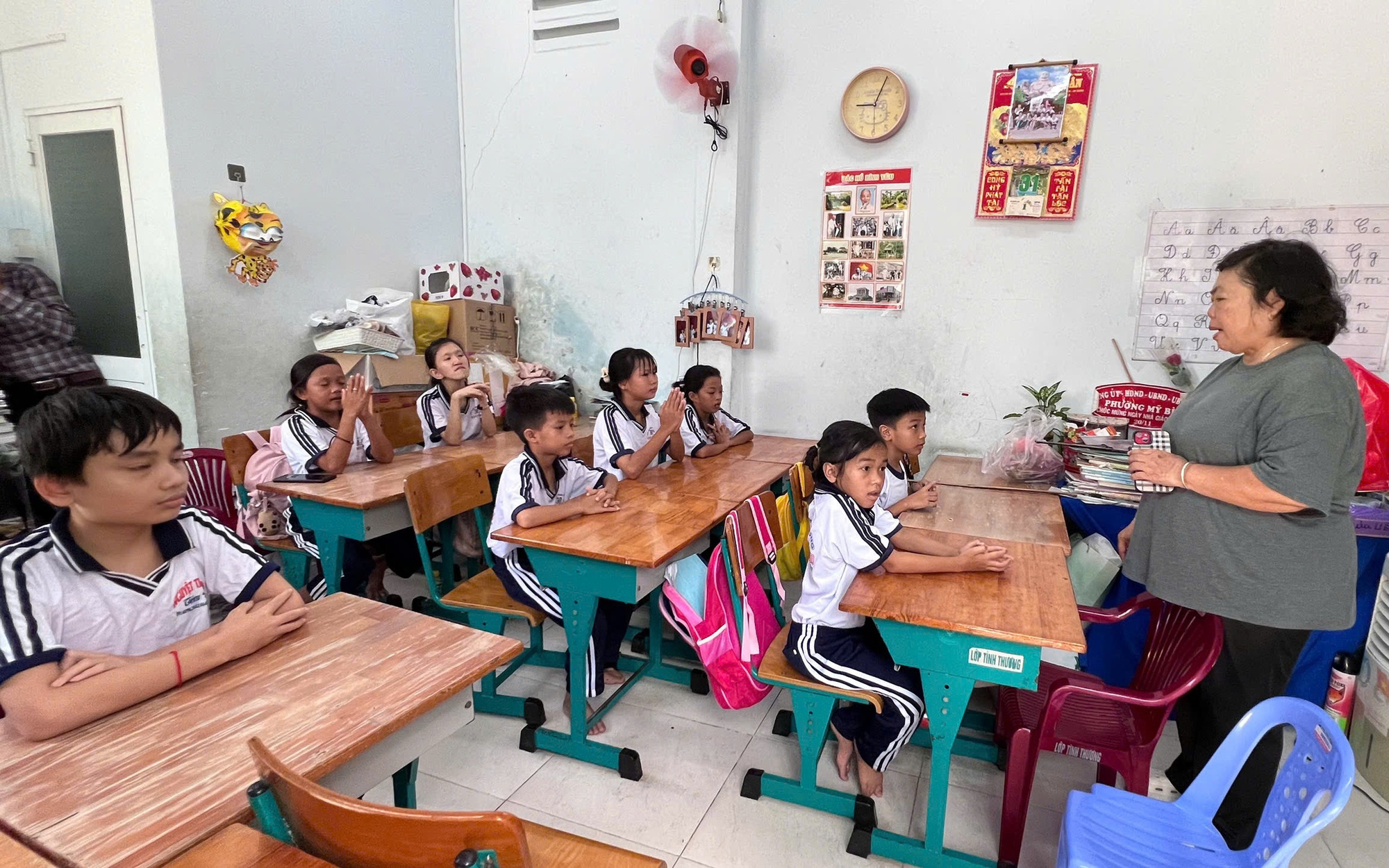 Điều đặc biệt tại lớp học tình thương của người cựu chiến binh ở An Giang
