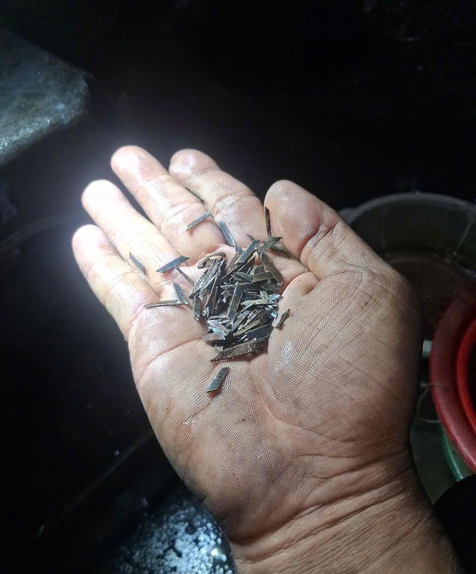 T&aacute;i diễn h&agrave;nh vi rải đinh tr&ecirc;n Quốc lộ 1K v&agrave; đường Mỹ Phước - T&acirc;n Vạn - Ảnh 3.