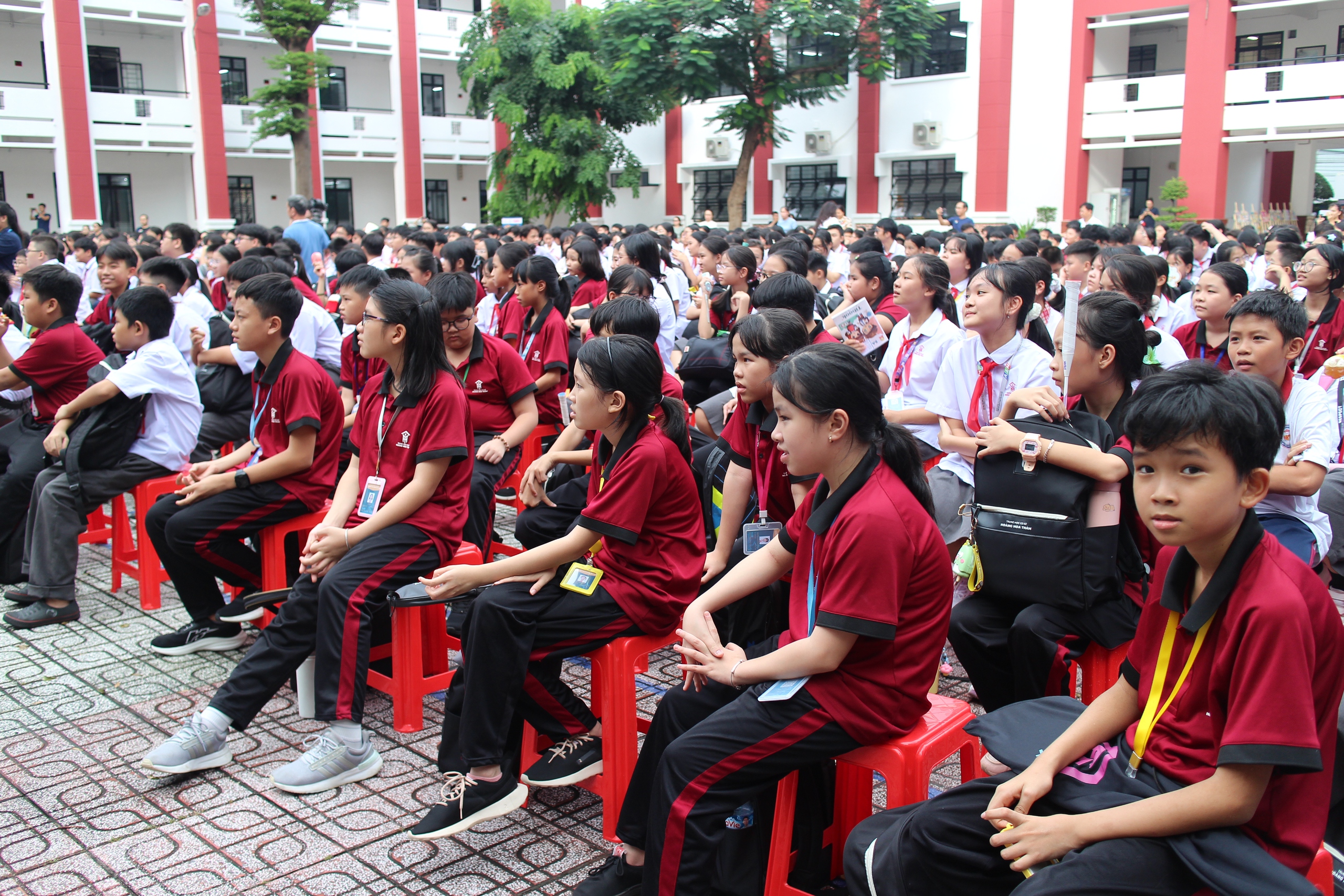 &ldquo;Một sức khỏe&rdquo; trang bị kiến thức khoa học cho h&agrave;ng ng&agrave;n học sinh - Ảnh 2.